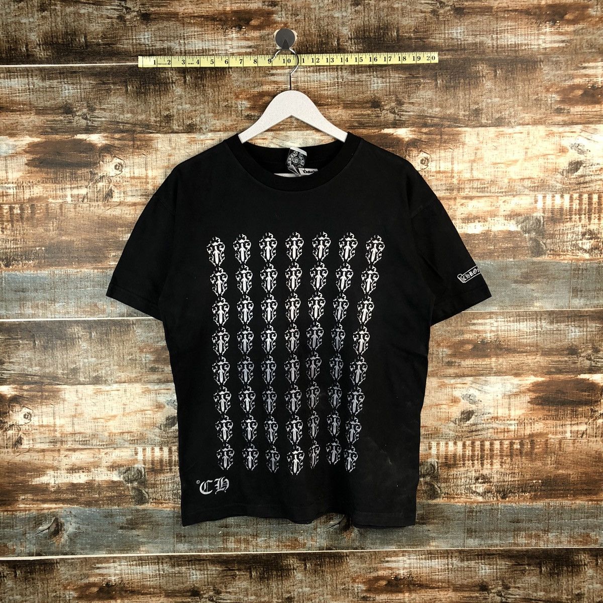 Vintage Cross vintage faded Black T-Shirt #2597 Size US L / EU 52-54 / 3 - 1 Thumbnail
