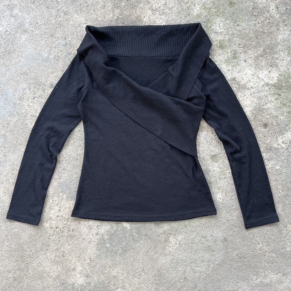 Japanese Brand ✅Accept Offer✅G.O.A Longslevee T-Shirt Size S / US 4 / IT 40 - 2 Thumbnail