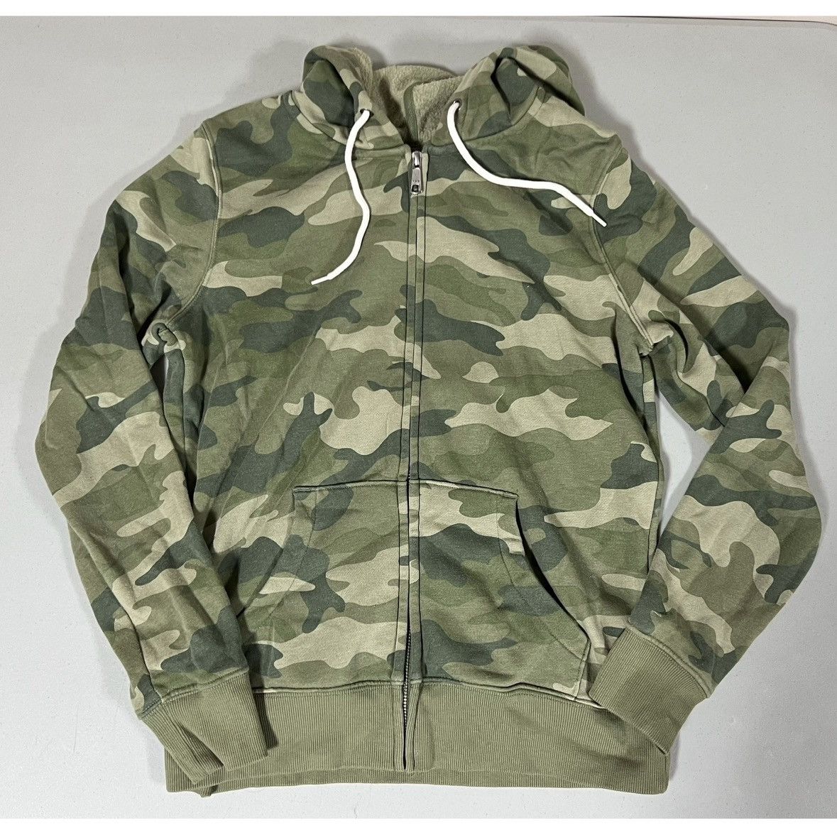 Japanese Brand Olive Camouflage Zipper Sweatshirt Hoodie Outerwear Size S ✨ Size US S / EU 44-46 / 1 - 1 Thumbnail