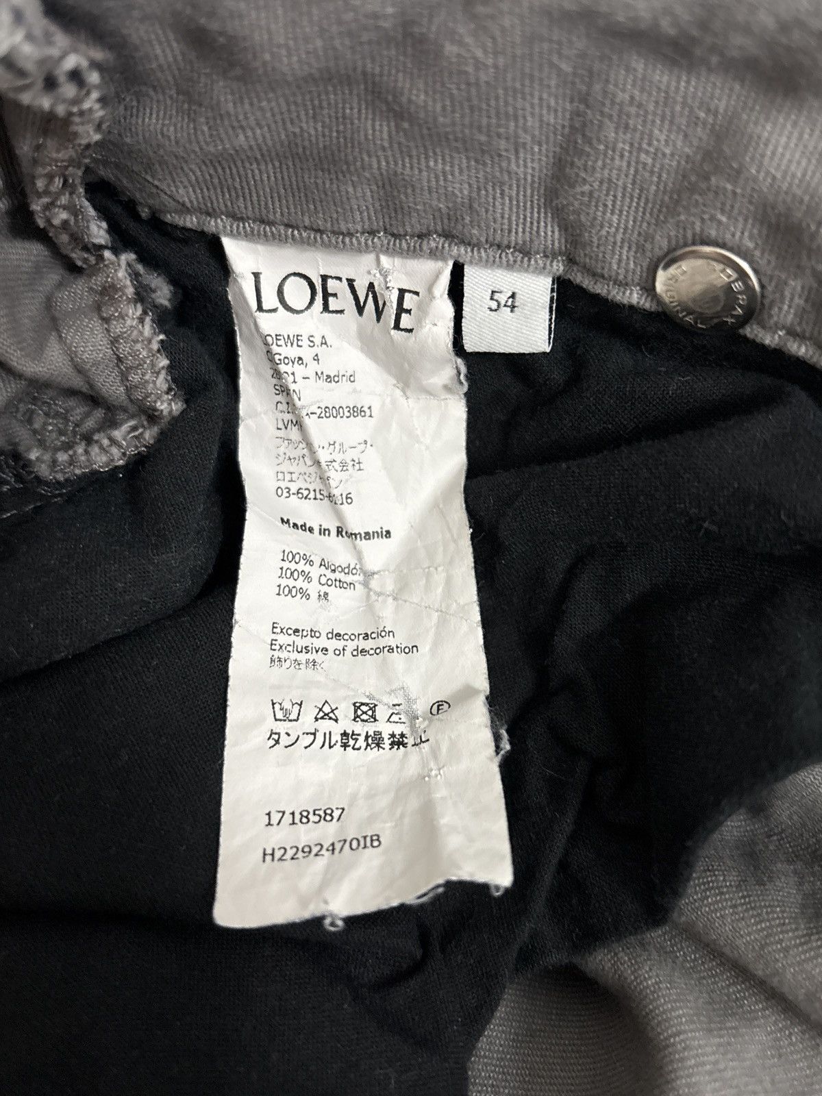 Loewe Gray short with multi pockets Size US 44 / EU 60 - 8 Thumbnail