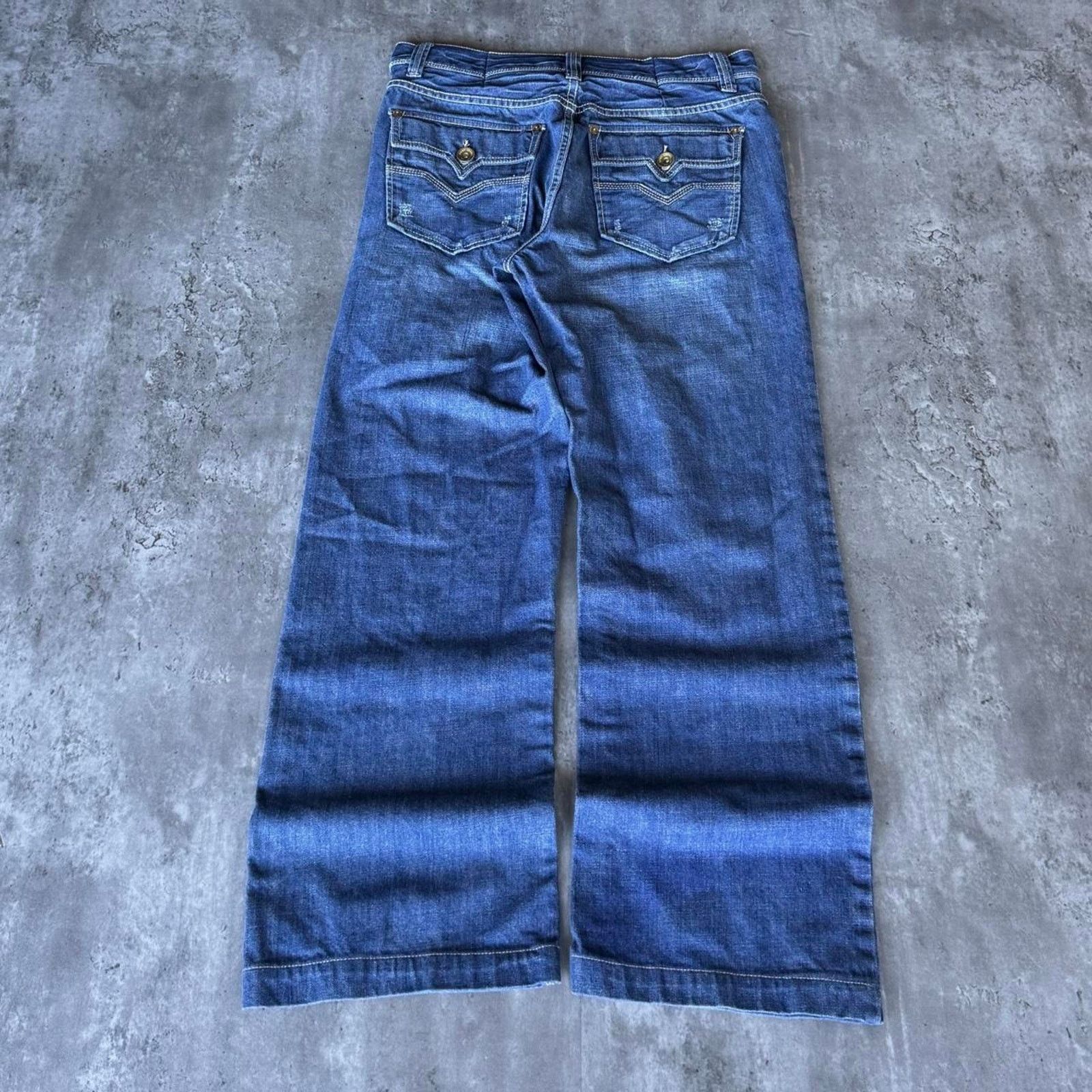 DKNY × JNCO × Japanese Brand Vintage Y2K DKNY Baggy Embroidered Grunge Opium Denim Jeans Size US 33 - 1 Thumbnail