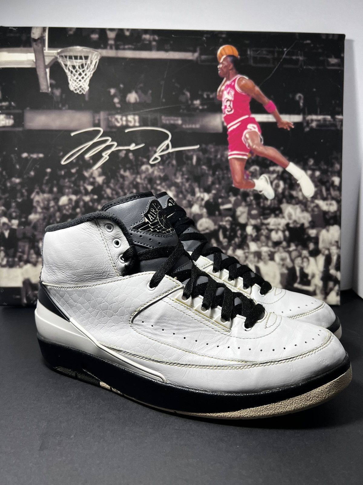 Jordan Brand Nike Air Jordan 2 Retro Wing It Men’s Size 10 Black White OG Size US 10 / EU 43 - 3 Thumbnail