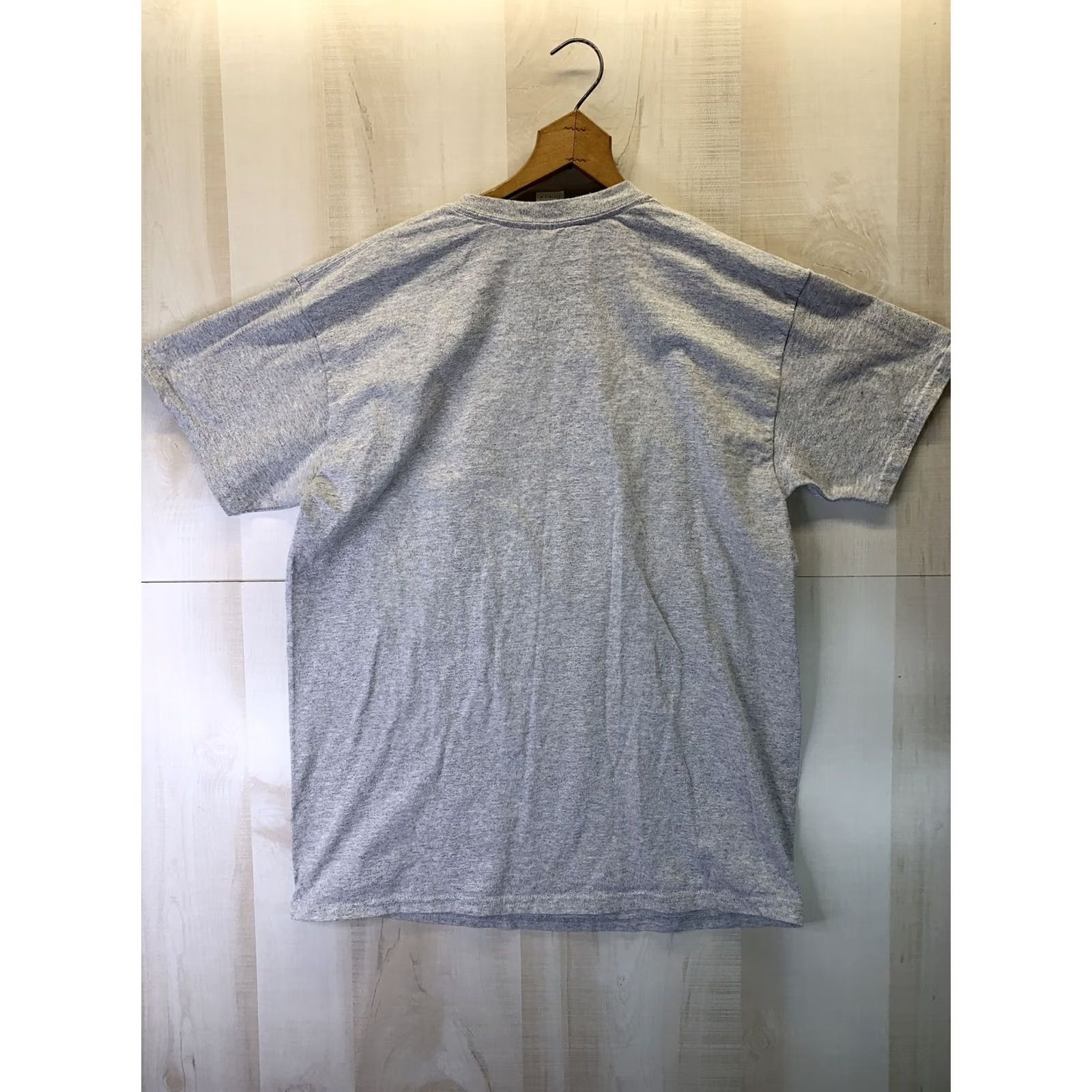 Gildan VINTAGE Jeep Wrangler 2019 Distressed Logo Graphic Print Men’s SZ L Gray T-Shirt #3374 Size US L / EU 52-54 / 3 - 5 Thumbnail