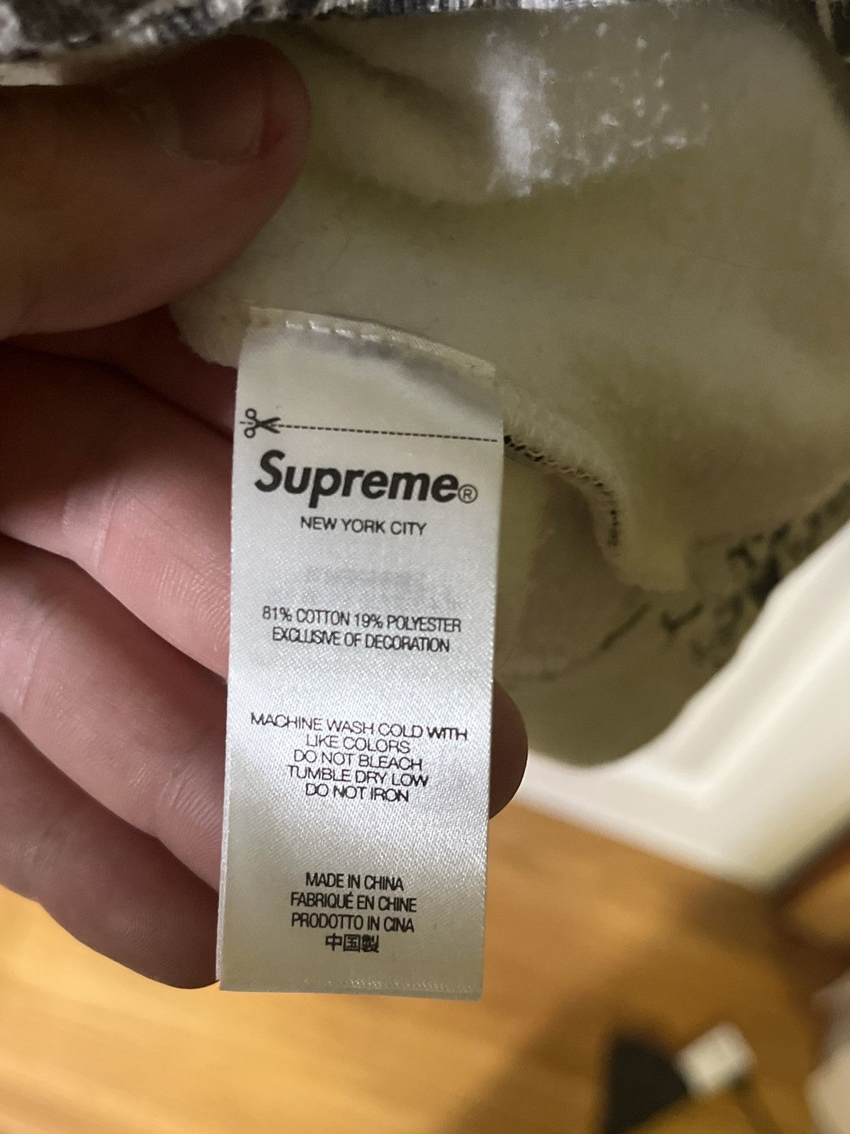 Supreme ‼️Supreme‼️ Camo Bogo Hoodie Size US L / EU 52-54 / 3 - 12 Thumbnail