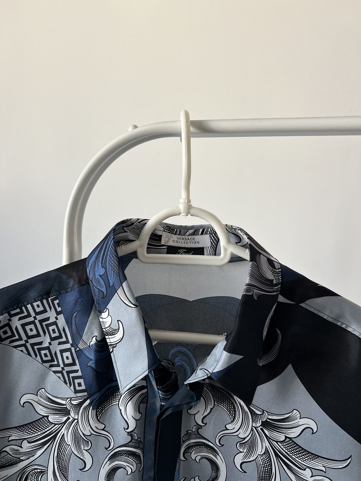 Versace Vintage 90s Versace Shirt Button Up Size US L / EU 52-54 / 3 - 9 Thumbnail