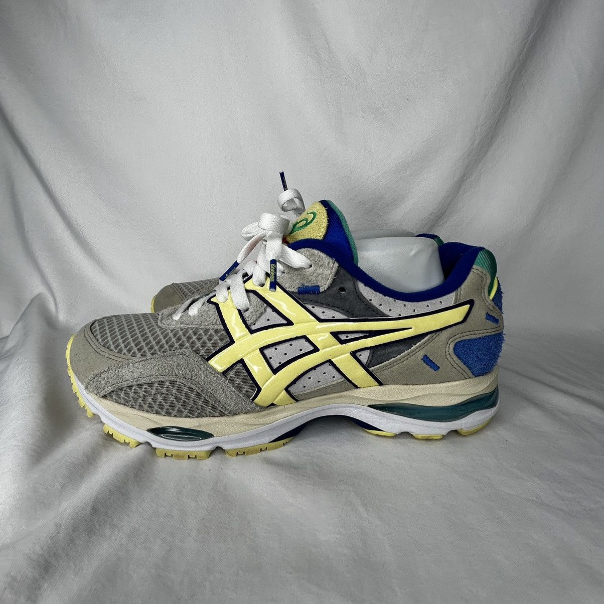 Asics Bodega x ASICS Gel-MC Plus "Spring" Size US 8.5 / EU 41-42 - 2 Thumbnail