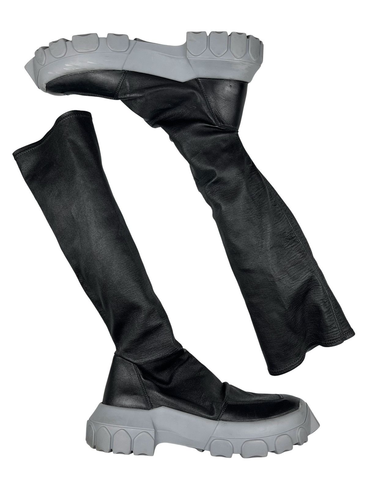Pre-owned Rick Owens Ss18  Dirt Runway Hiking Sock Tractor Bozo Boots In Black