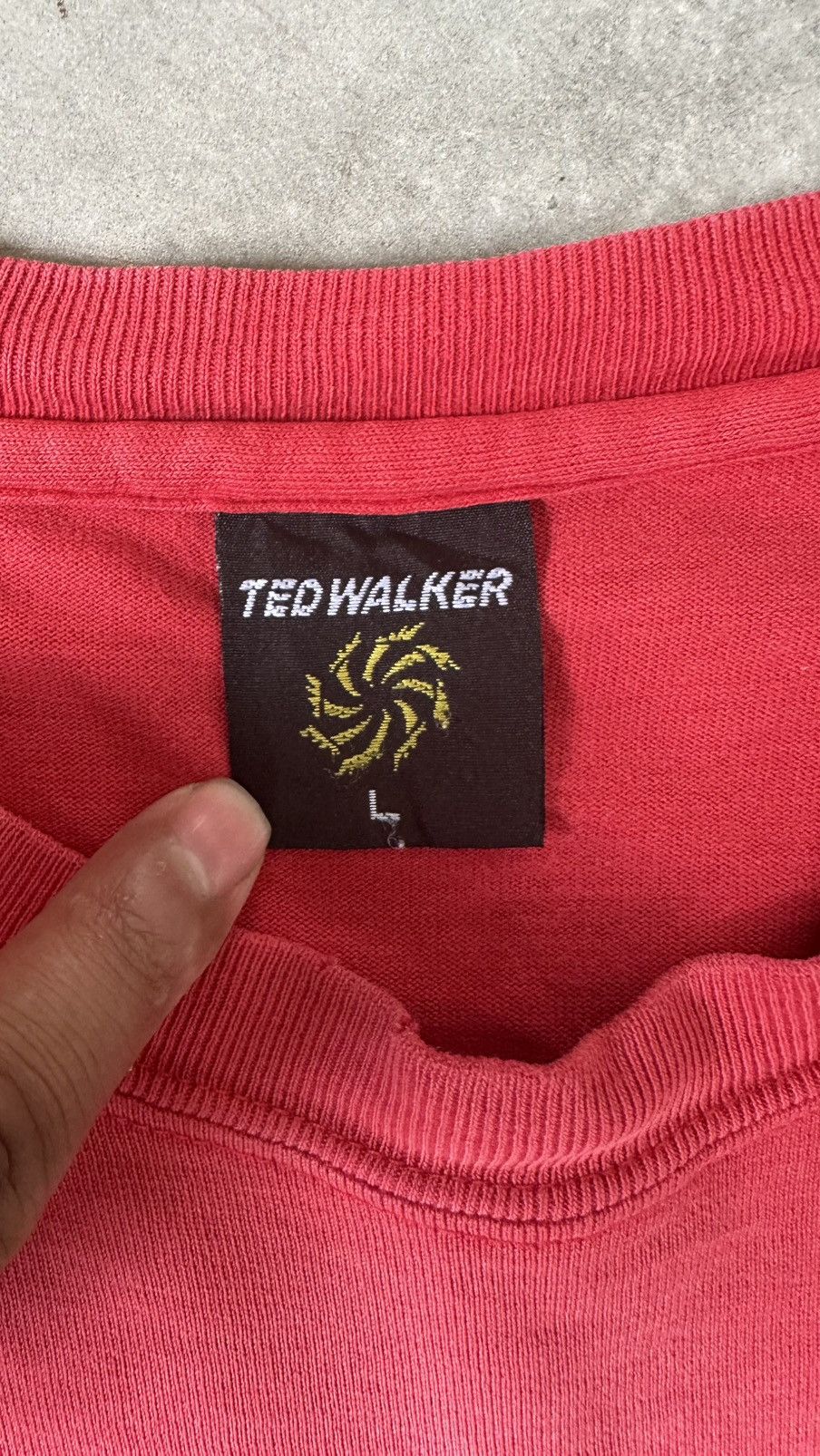 Japanese Brand VINTAGE TED WALKER TWIN POWER DRAGON JAPAN TEE Size US L / EU 52-54 / 3 - 5 Thumbnail