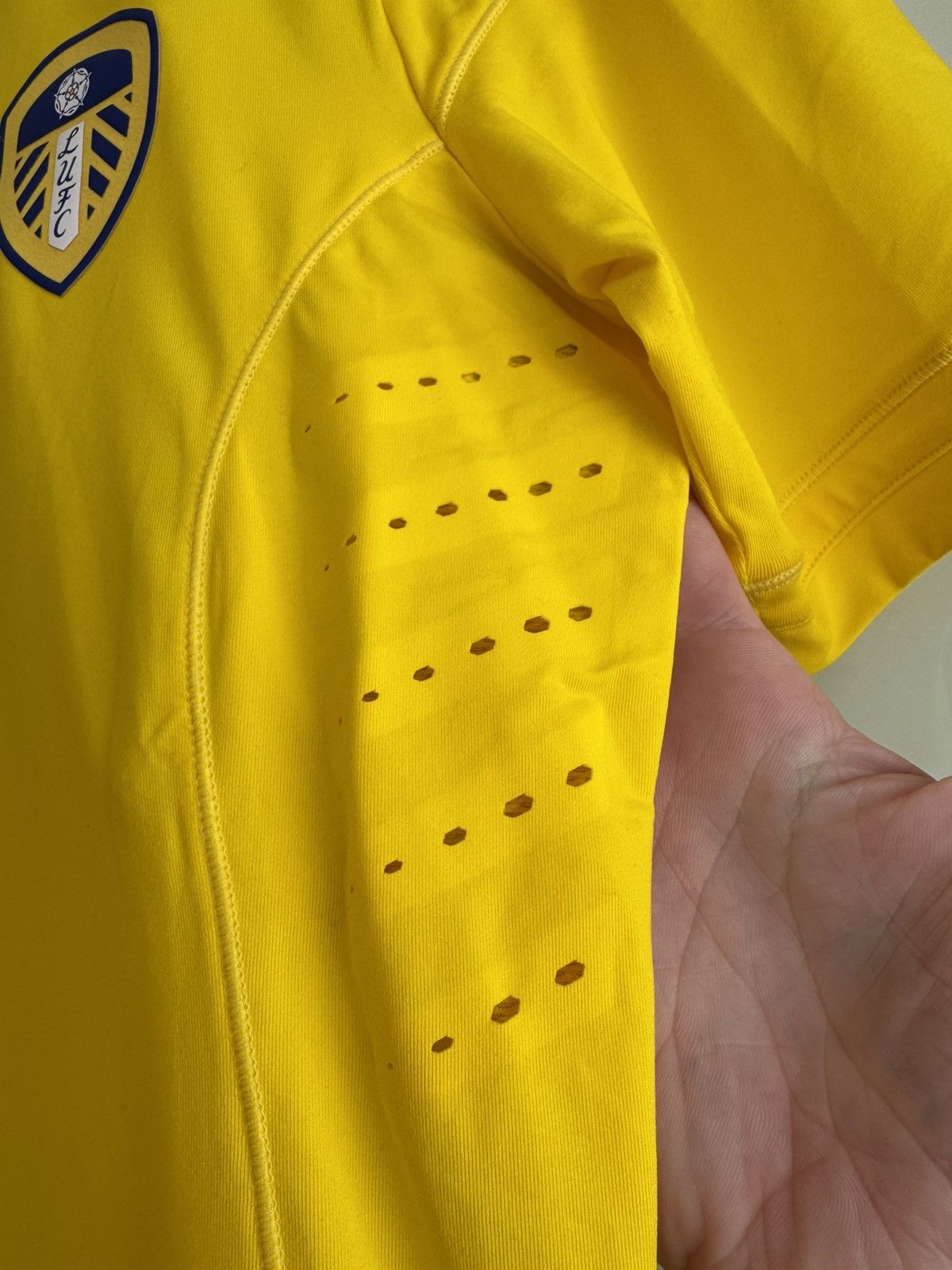 Kappa Leeds United 2015-2016 Away Player Issue Soccer Jersey Kit Size US L / EU 52-54 / 3 - 6 Thumbnail