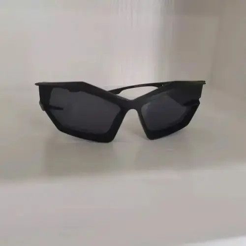 VIBE Cyber Black Sunglasses Retro Punk Archive Cosplay Jewelry Size ONE SIZE - 4 Thumbnail