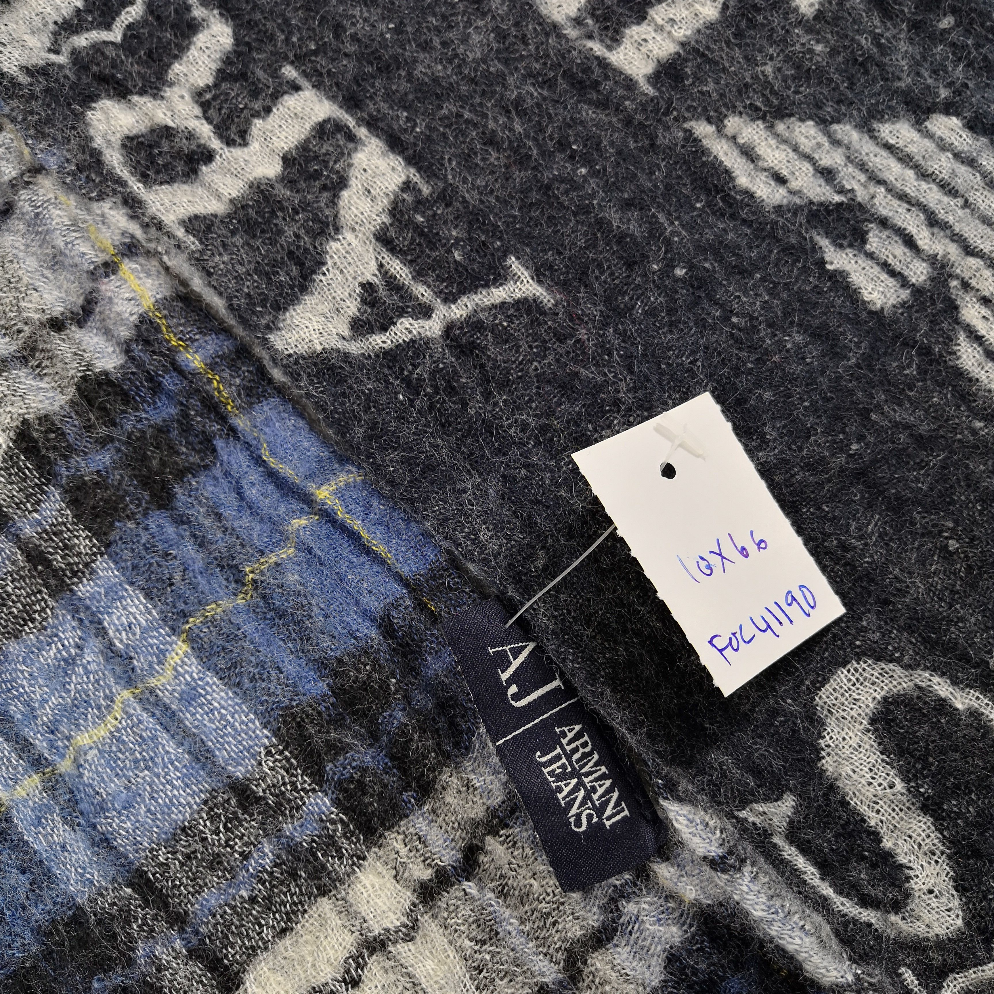 Armani Vintage Armani Jeans Scarf Muffler Wool Cashmere Scarves Size ONE SIZE - 4 Thumbnail