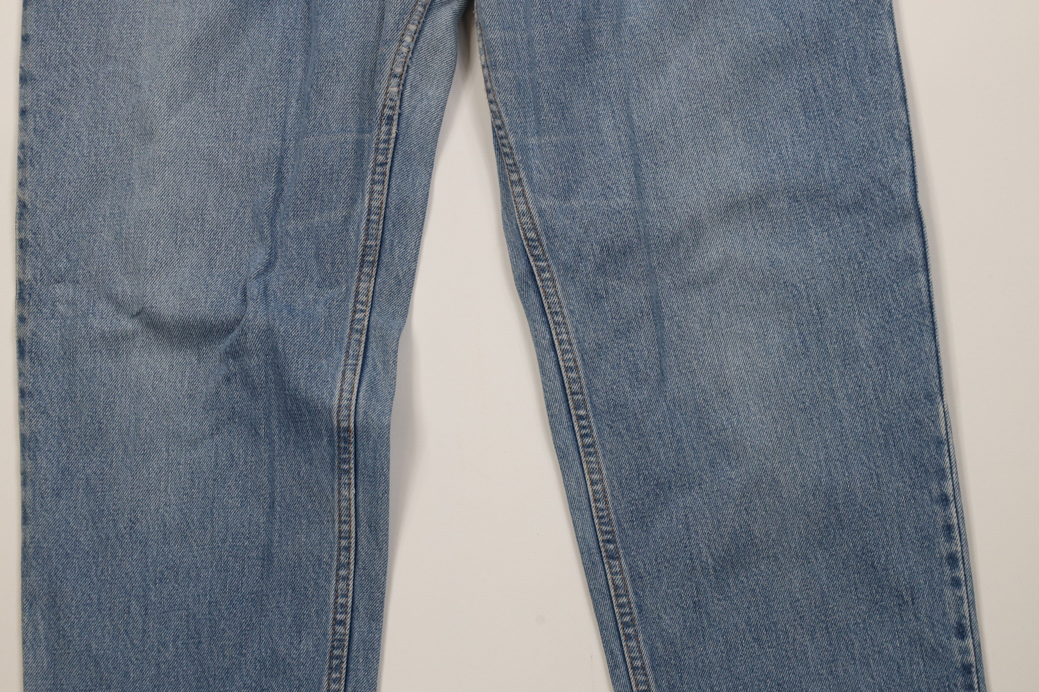 Levi's Vintage Y2K 2000 Levis 550 Juniors Long Tapered Leg Jeans Size 36" / US 14 / IT 50 - 3 Thumbnail