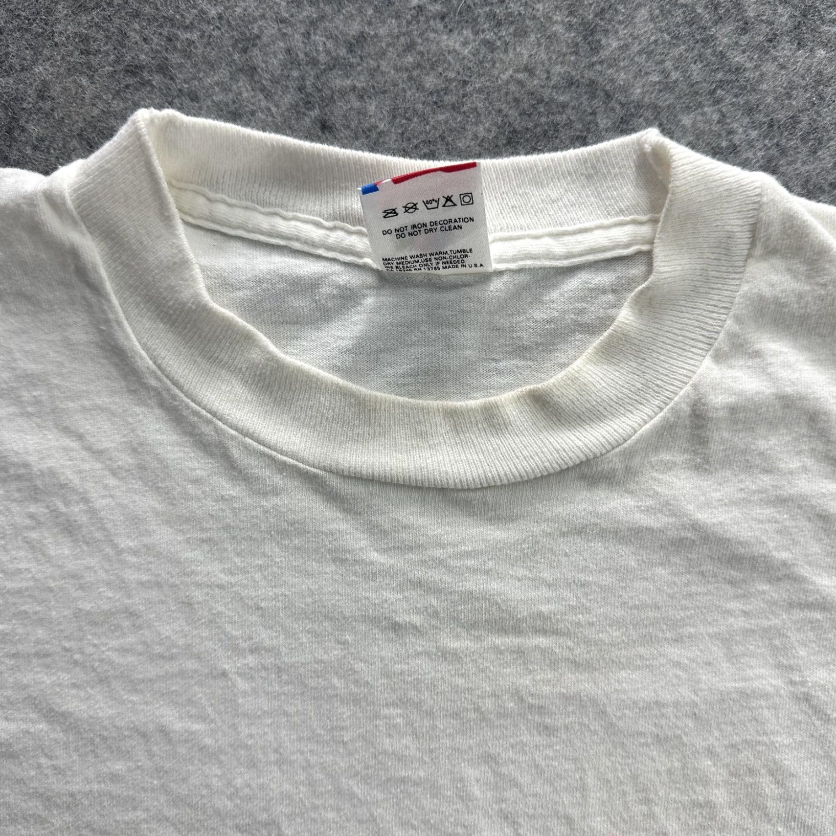 Fruit Of The Loom VINTAGE Science Diet Shirt Mens XL White Fruit of the Loom Single Stitch 90s Promo Mens XL White Cotton Crew Neck Short Sleeve T-Shirt Size US XL / EU 56 / 4 - 7 Thumbnail