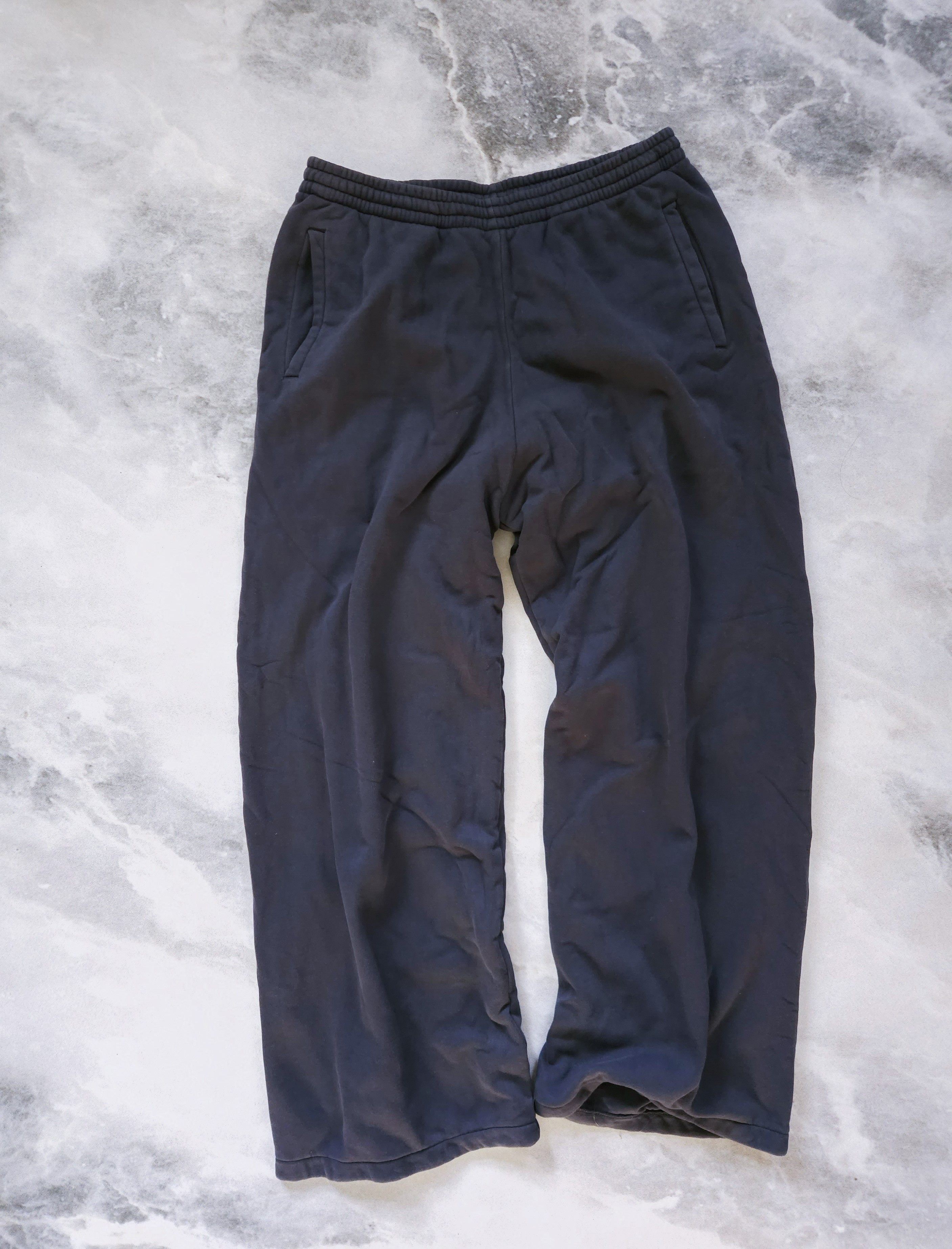 Gap Yeezy Gap Balenciaga Wide Leg Double Layer Sweatpants L New Size US 34 / EU 50 - 1 Thumbnail