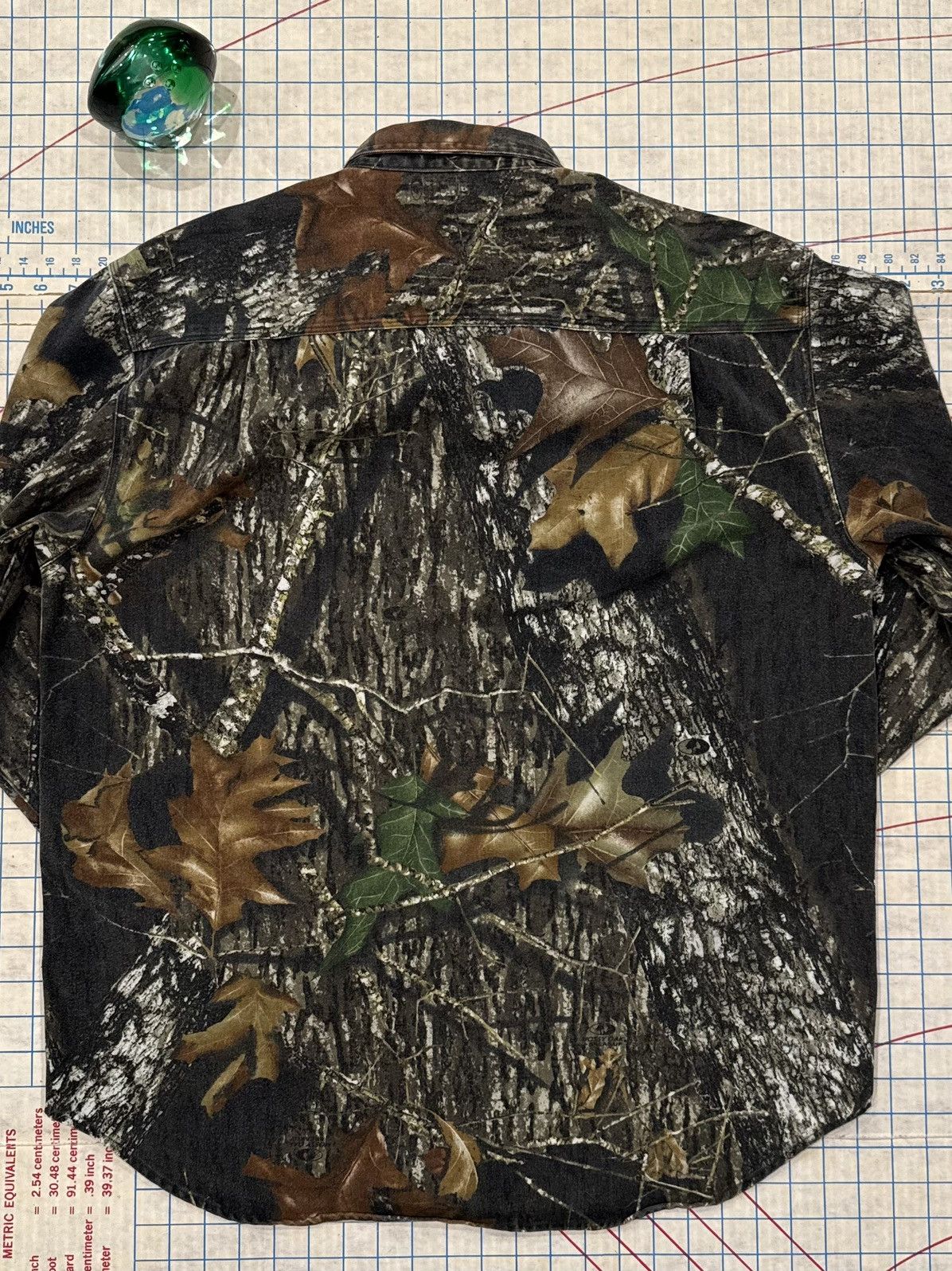Mossy Oaks Vintage Mossy Oaks Camo Button Up Shirt Mens Size Large Size US L / EU 52-54 / 3 - 8 Thumbnail