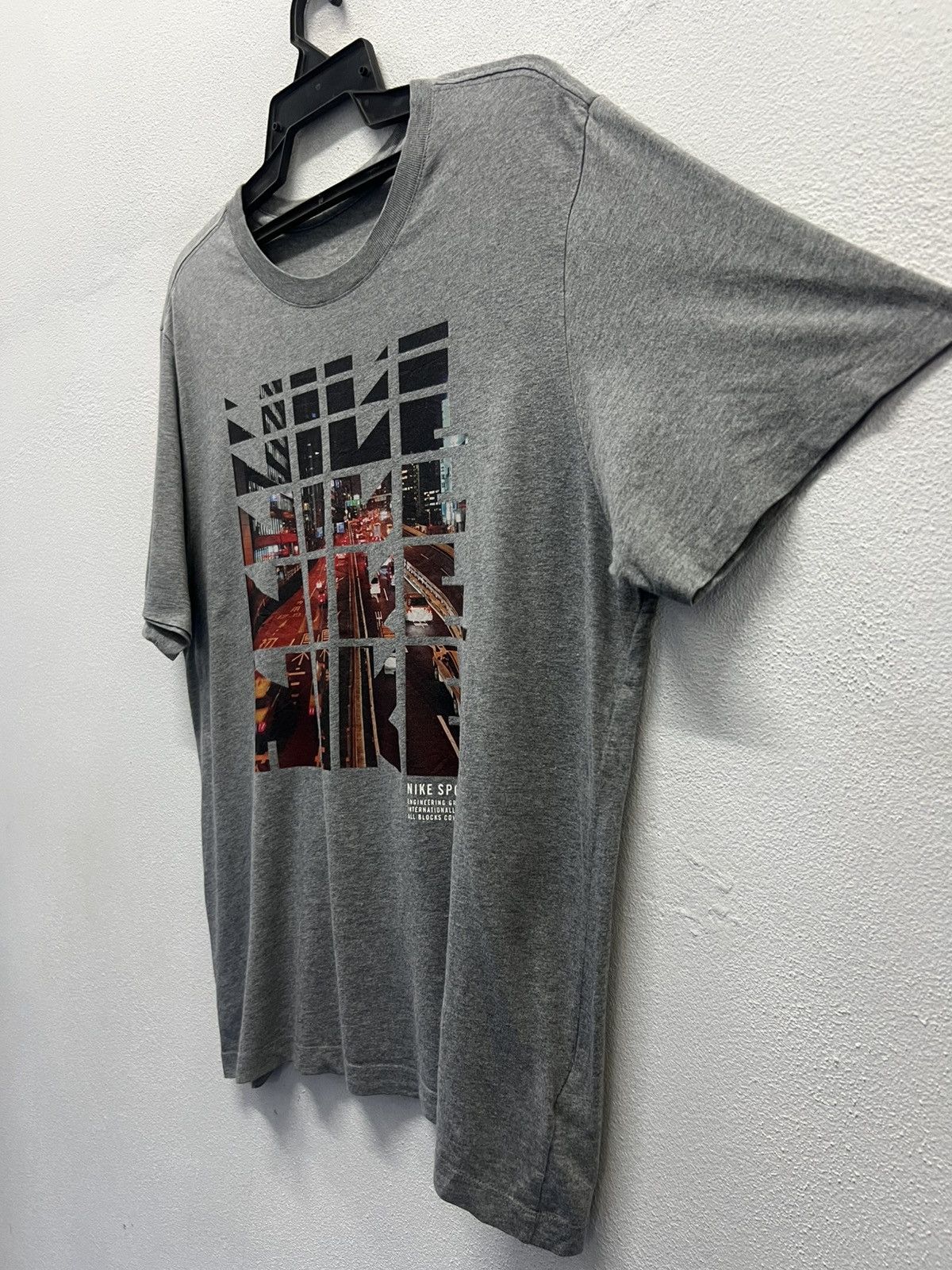 Nike VINTAGE NIKE SPORTSWEAR SHIRT Size US XL / EU 56 / 4 - 5 Thumbnail