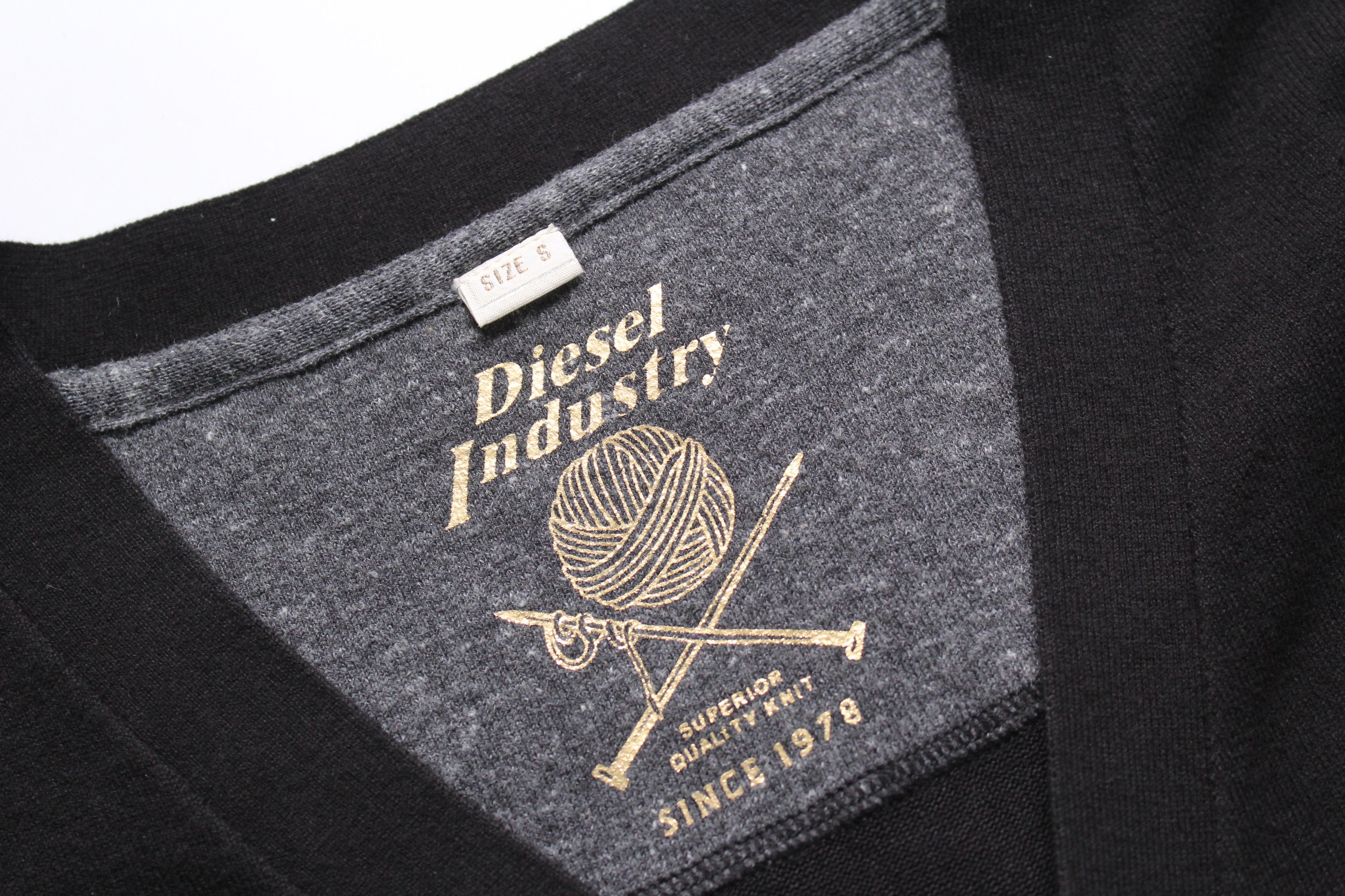 Diesel Diesel Cardigan Sweater Mens Size S Vintage Rare Hype Size US S / EU 44-46 / 1 - 7 Thumbnail
