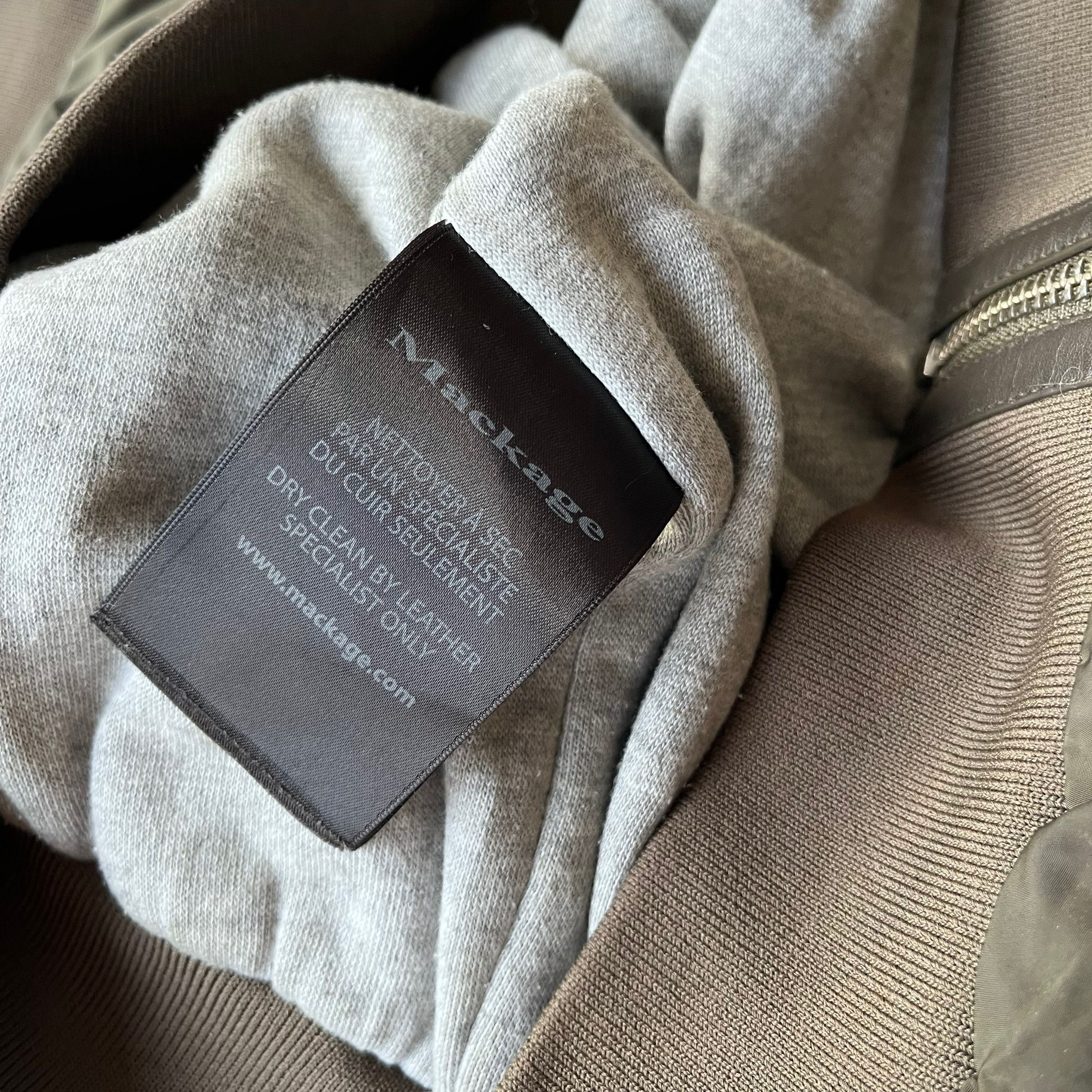 Mackage Women's Mackage Aritzia Cara Khaki Bomber Jacket Size XS / US 0-2 / IT 36-38 - 4 Thumbnail
