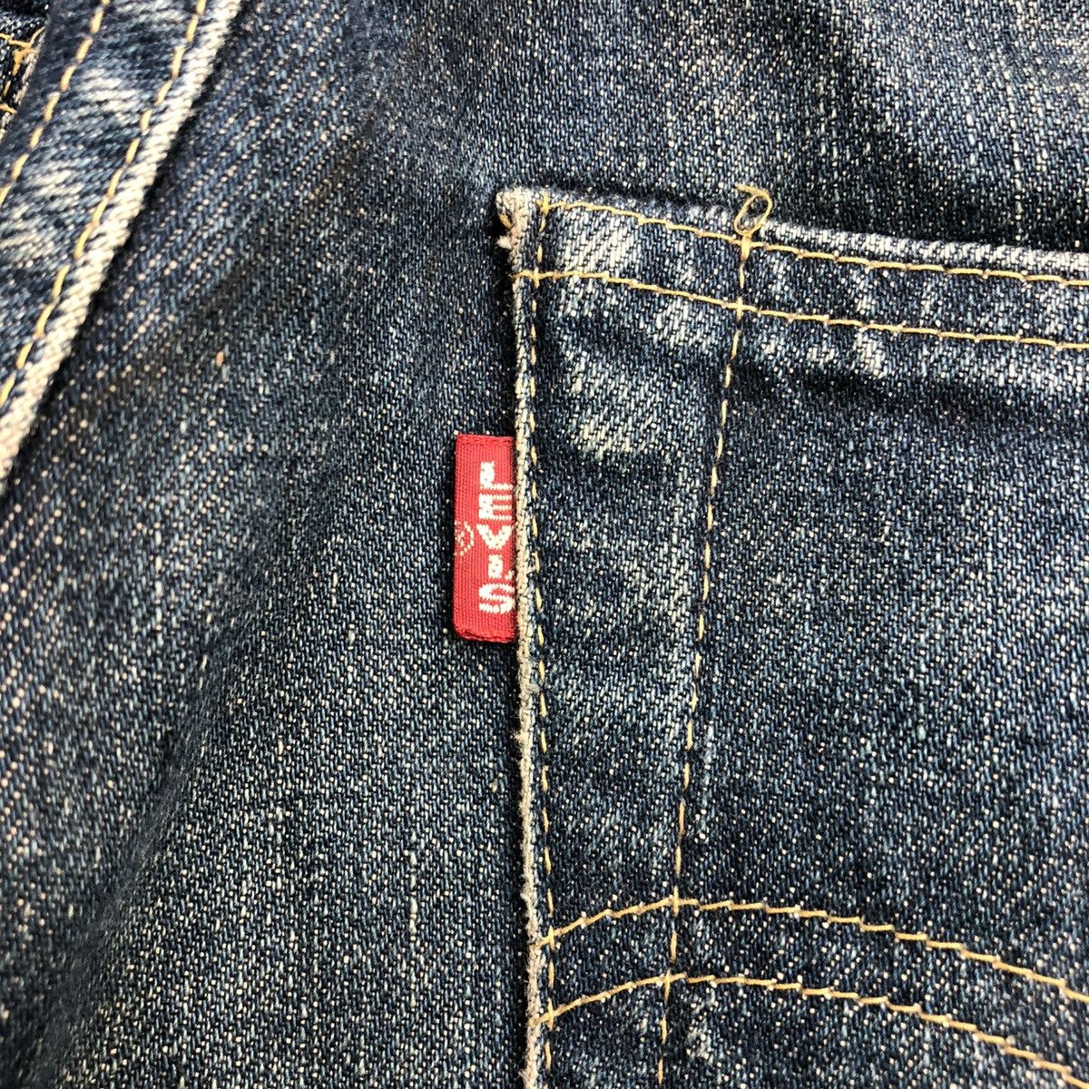 Levi's × Levi's Vintage Clothing × Vintage 🇯🇵 1990s Levis 701xx Selvedge Buckle Back Faded Blue Jeans Size US 30 / EU 46 - 19 Thumbnail