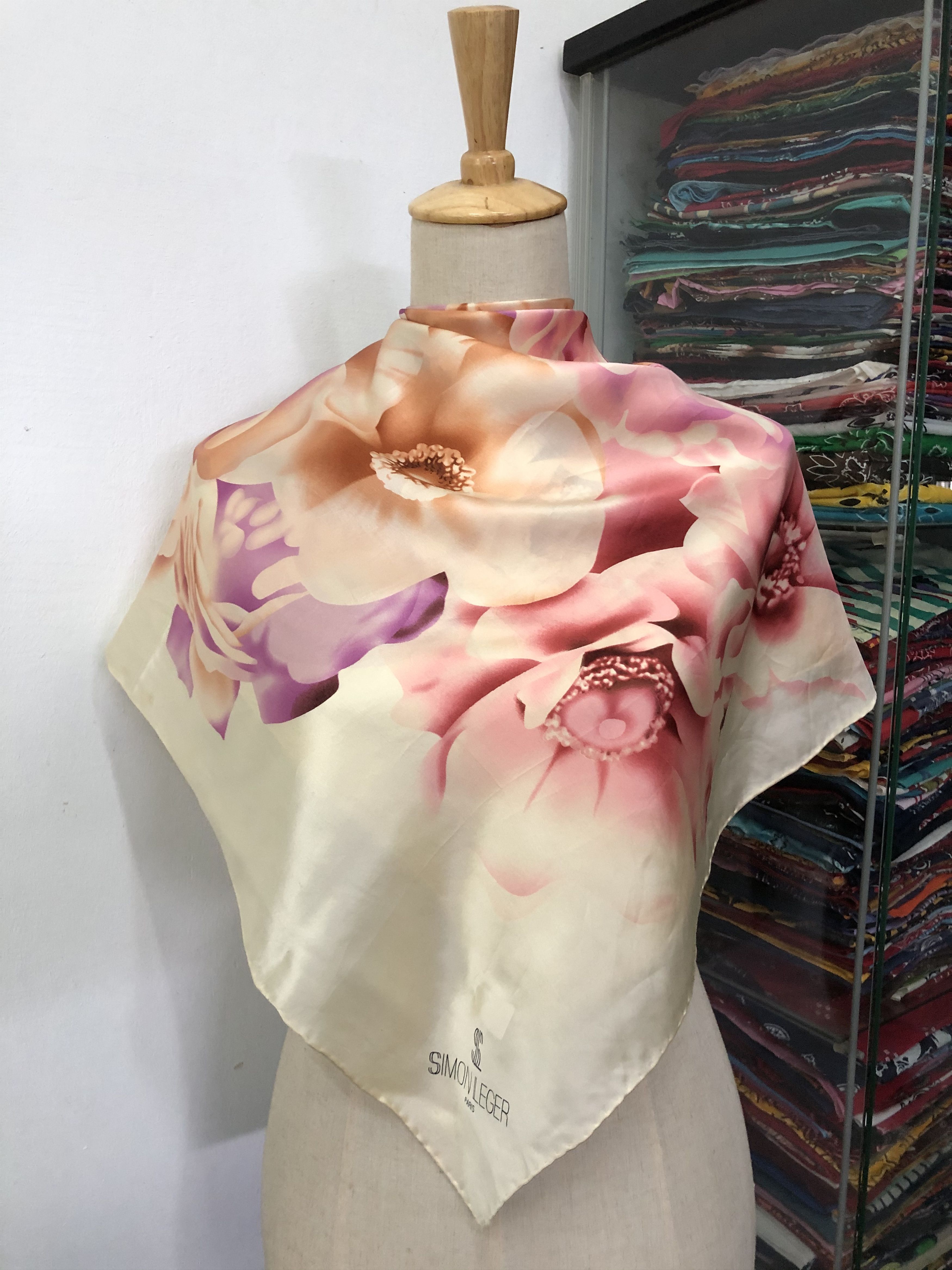 Vintage Vintage Simon Leger Silk Scarf Size ONE SIZE - 1 Thumbnail