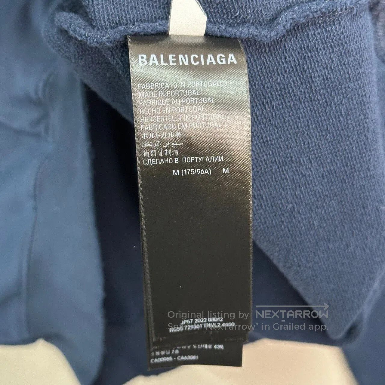 Balenciaga balenciaga logo distressed hoodie in navy. Size US M / EU 48-50 / 2 - 4 Thumbnail