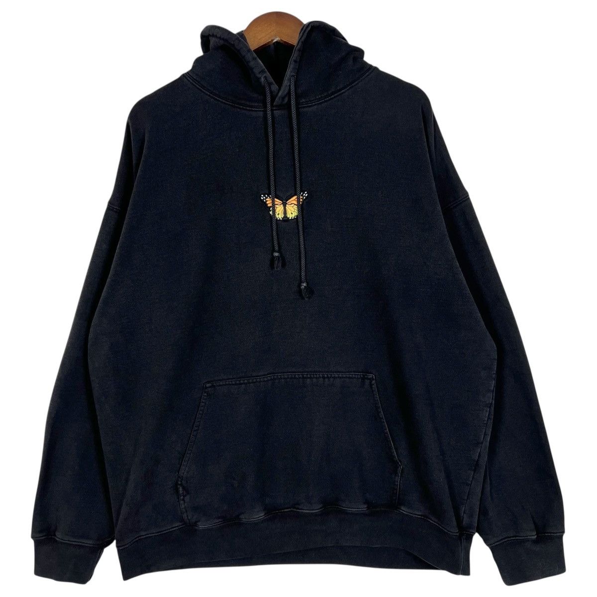 Brandy Melville BRANDY MELVILLE Butterfly Hoodie Size L / US 10 / IT 46 - 1 Thumbnail