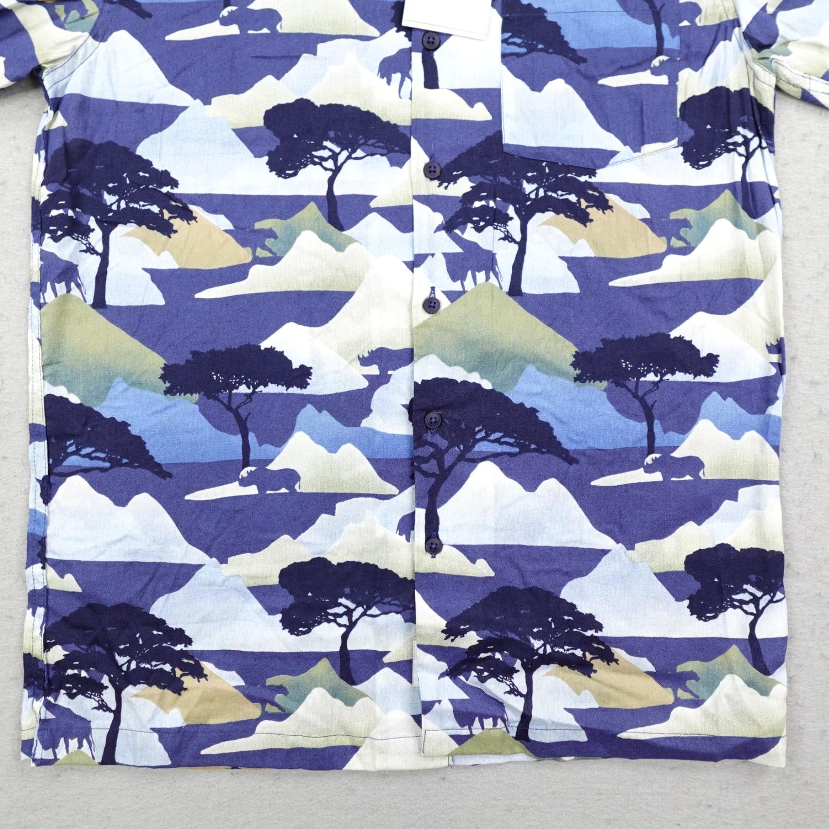 Onia VINTAGE Onia Shirt Blue White Safari Camo Button-Up Short Sleeve S Mens Outdoor Beach Size US S / EU 44-46 / 1 - 5 Thumbnail