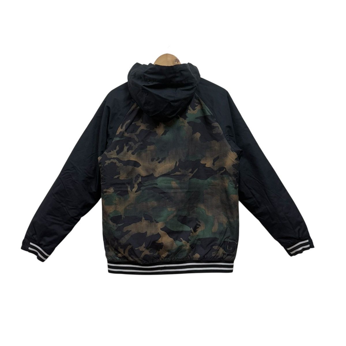 Burton Burton Camouflage Dryride Hoodie Jacket Size US L / EU 52-54 / 3 - 2 Thumbnail
