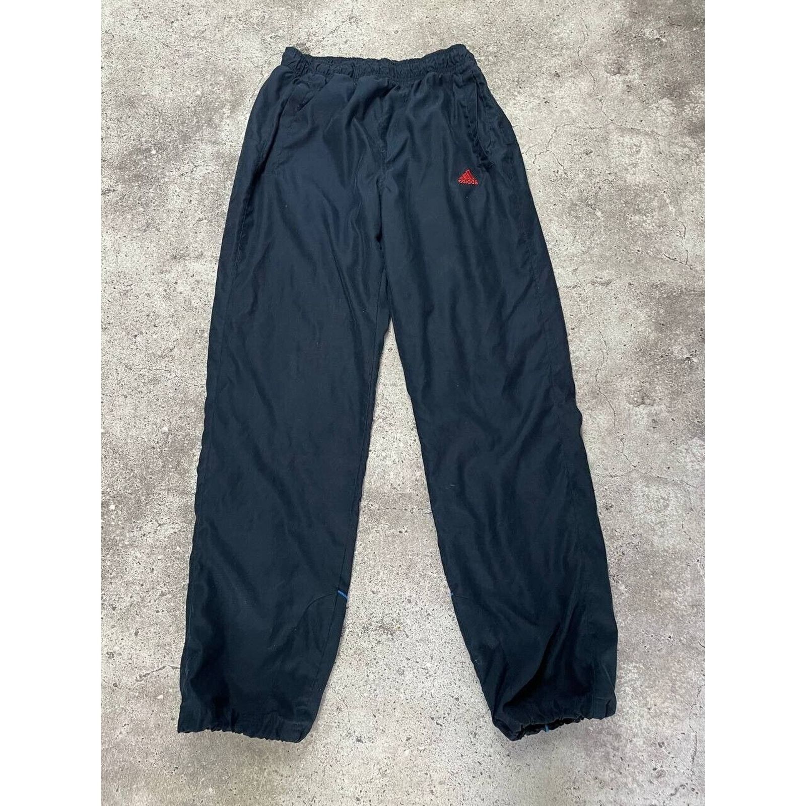 Adidas × Vintage Vintage Adidas Black Track Pants Medium Red Logo Mesh Lined Size US 30 / EU 46 - 1 Thumbnail