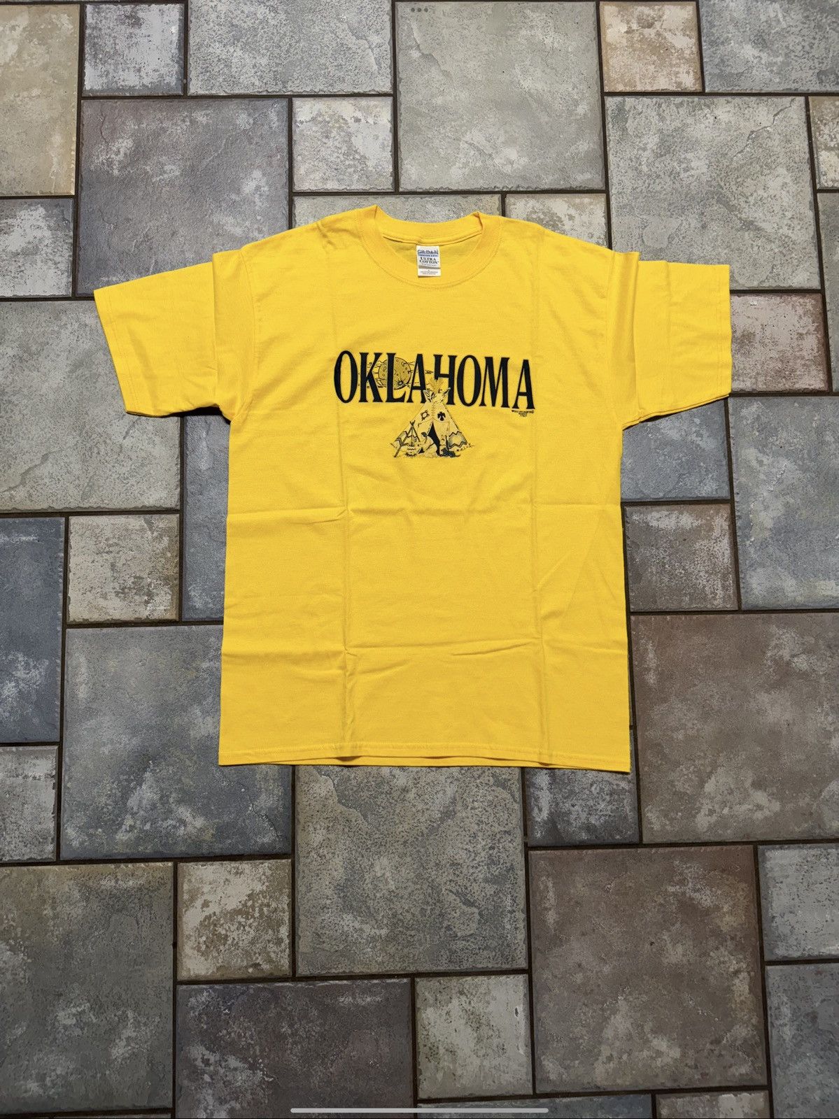 Vintage Vintage Oklahoma Native American Tourist Tee Shirt Size US L / EU 52-54 / 3 - 2 Thumbnail