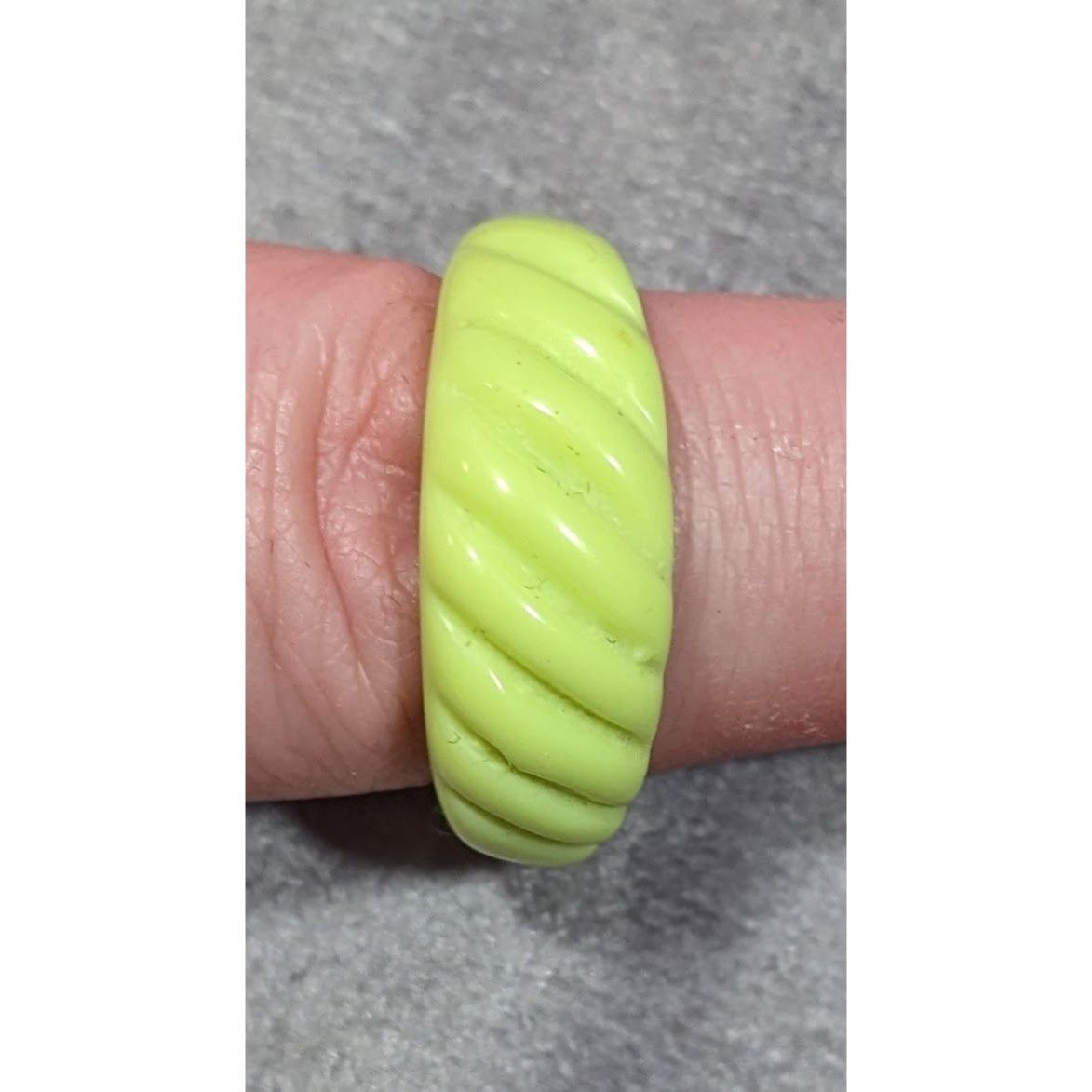 Other Retro Light Green Textured Open Bottom Dome Cuff Ring Size 8 Size ONE SIZE - 4 Thumbnail