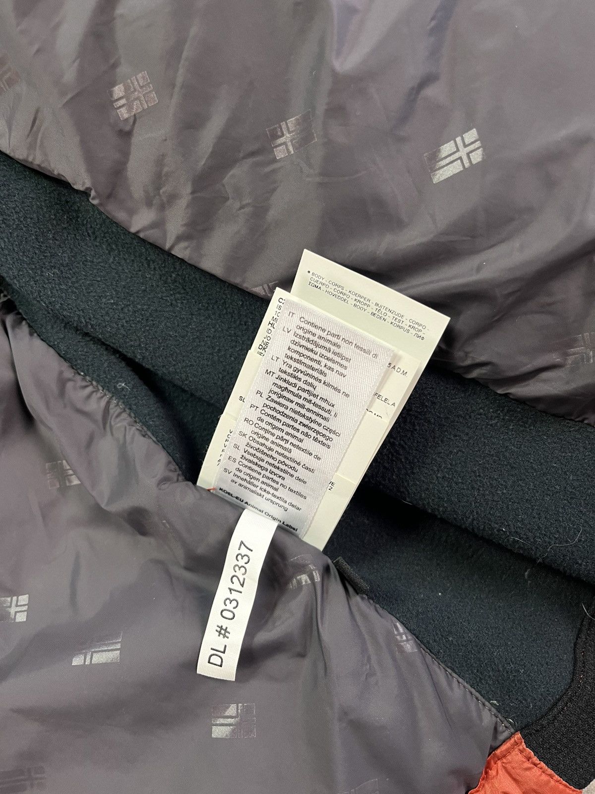 Napapijri Napapijri 800 Flag Logo Light Puffer Outdoor Jacket M L Size US L / EU 52-54 / 3 - 14 Thumbnail