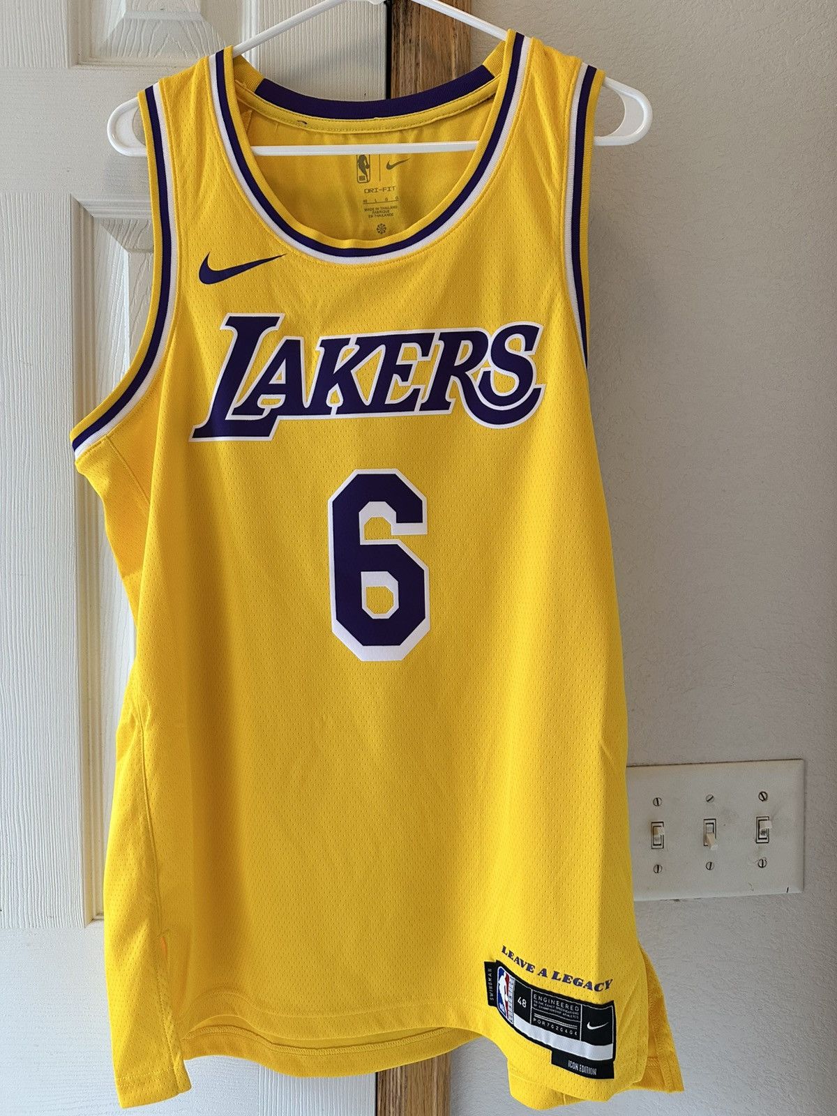 Nike Nike Lakers Jersey Size US L / EU 52-54 / 3 - 1 Thumbnail