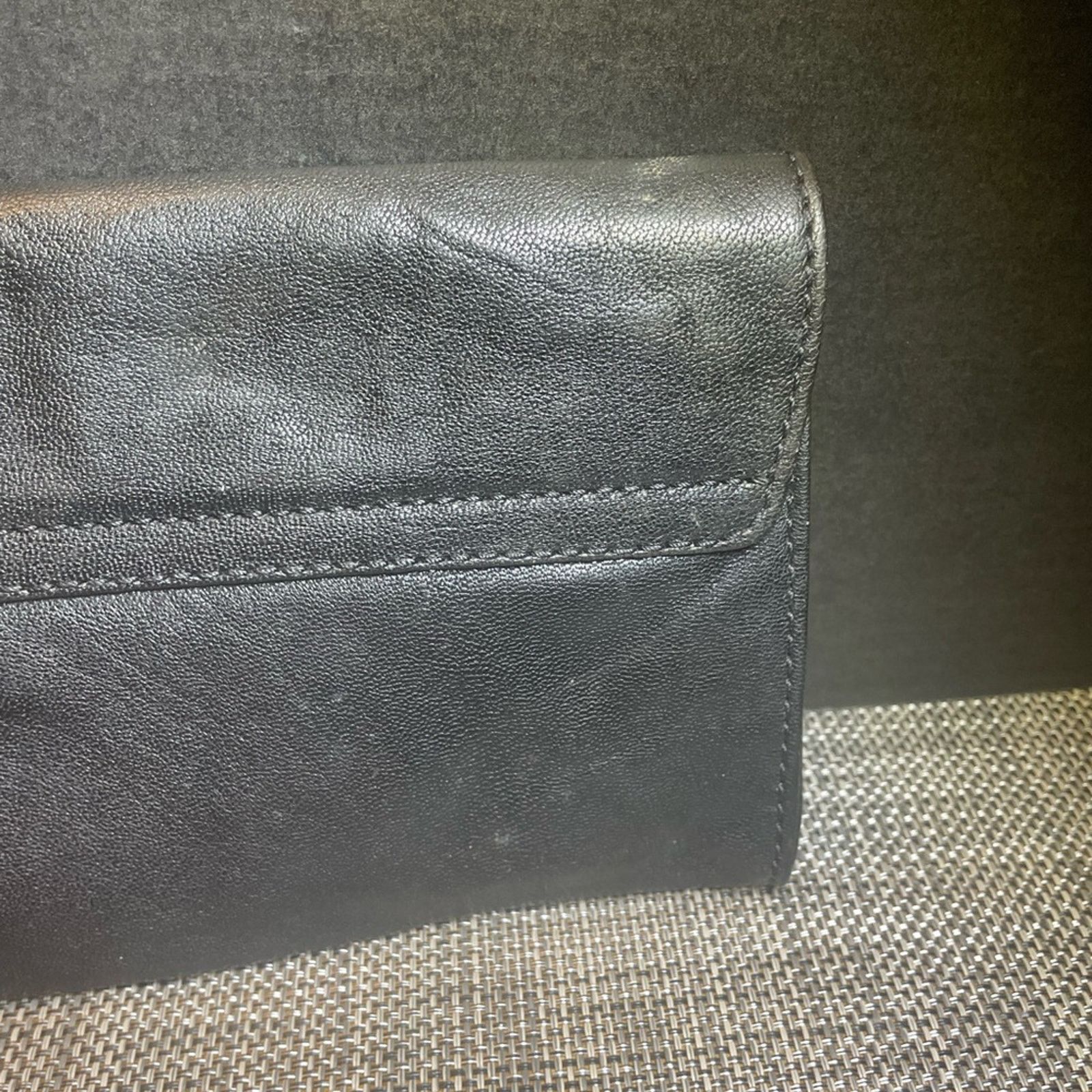 Michael Kors Michael Kors - Black clutch with gold chain Size ONE SIZE - 7 Thumbnail