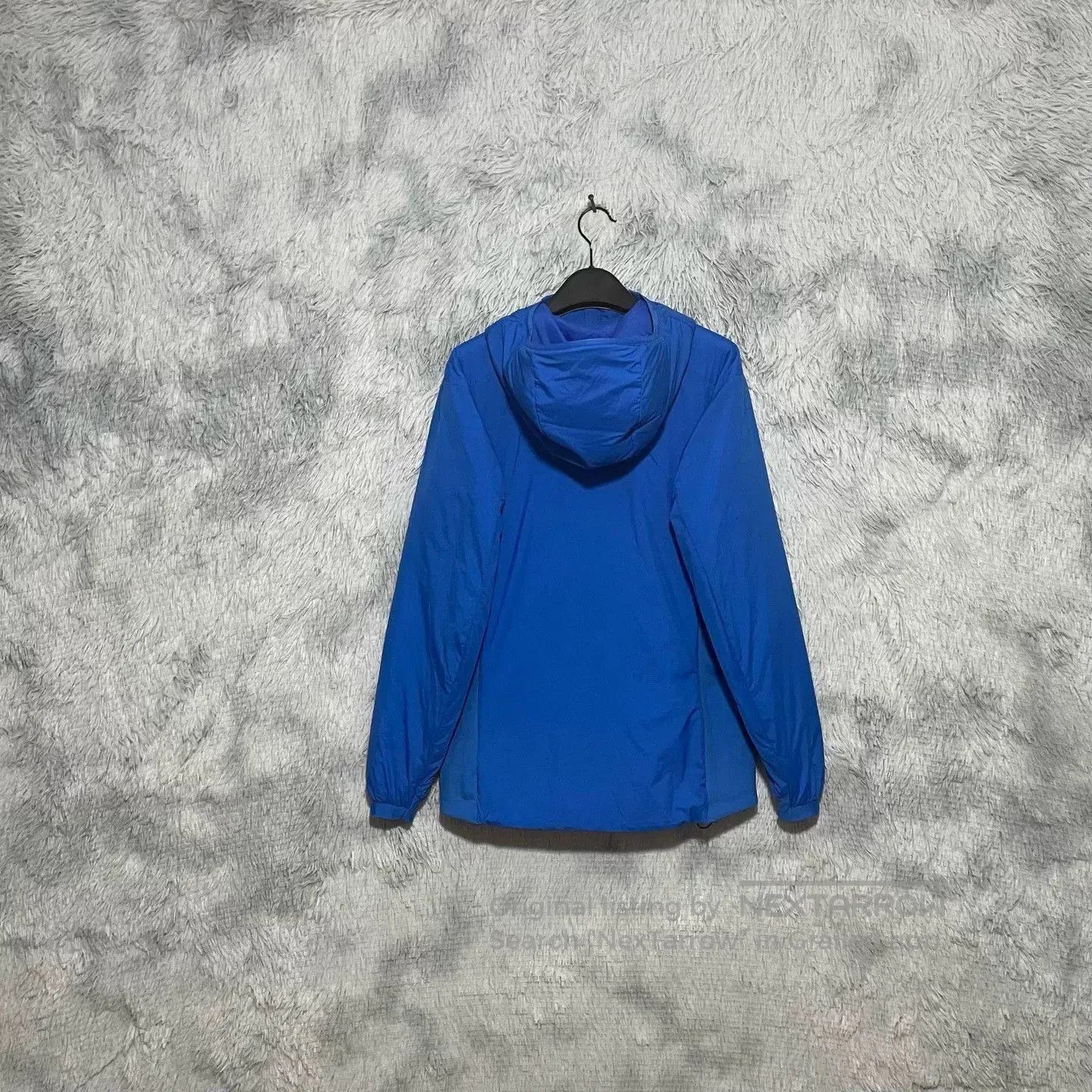 Arc'teryx Arcteryx Atom LT Hoody in Water Blue. Size US XS / EU 42 / 0 - 2 Thumbnail
