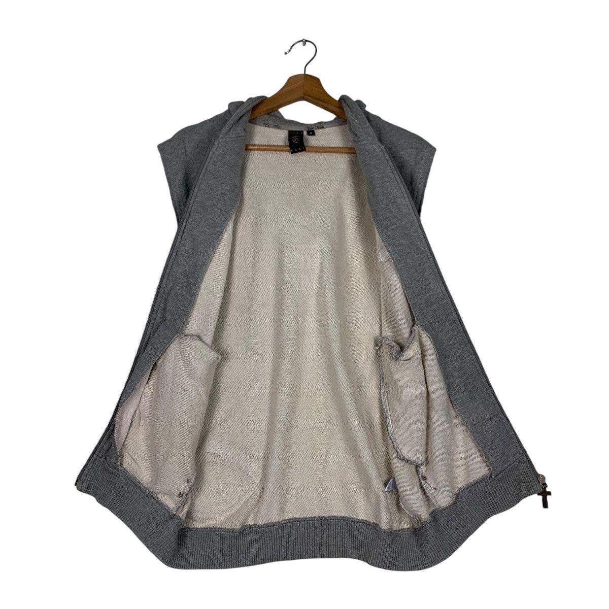 Karl Kani KARL KANI Embroidery Big Logo Sleeveless Hoodies #1244-C56 Size US M / EU 48-50 / 2 - 13 Thumbnail