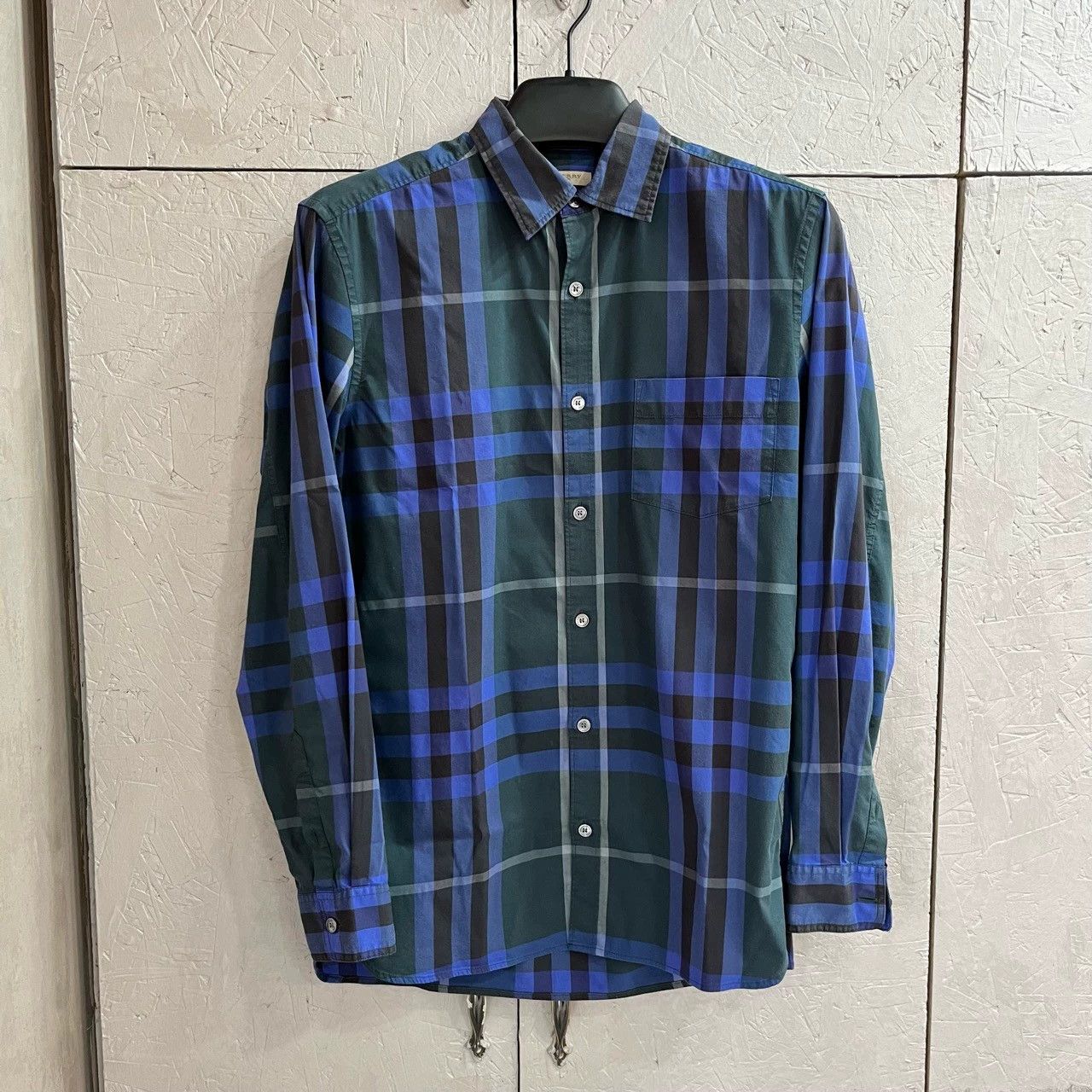Burberry Burberry Classic Check Shirt S Size US S / EU 44-46 / 1 - 1 Thumbnail