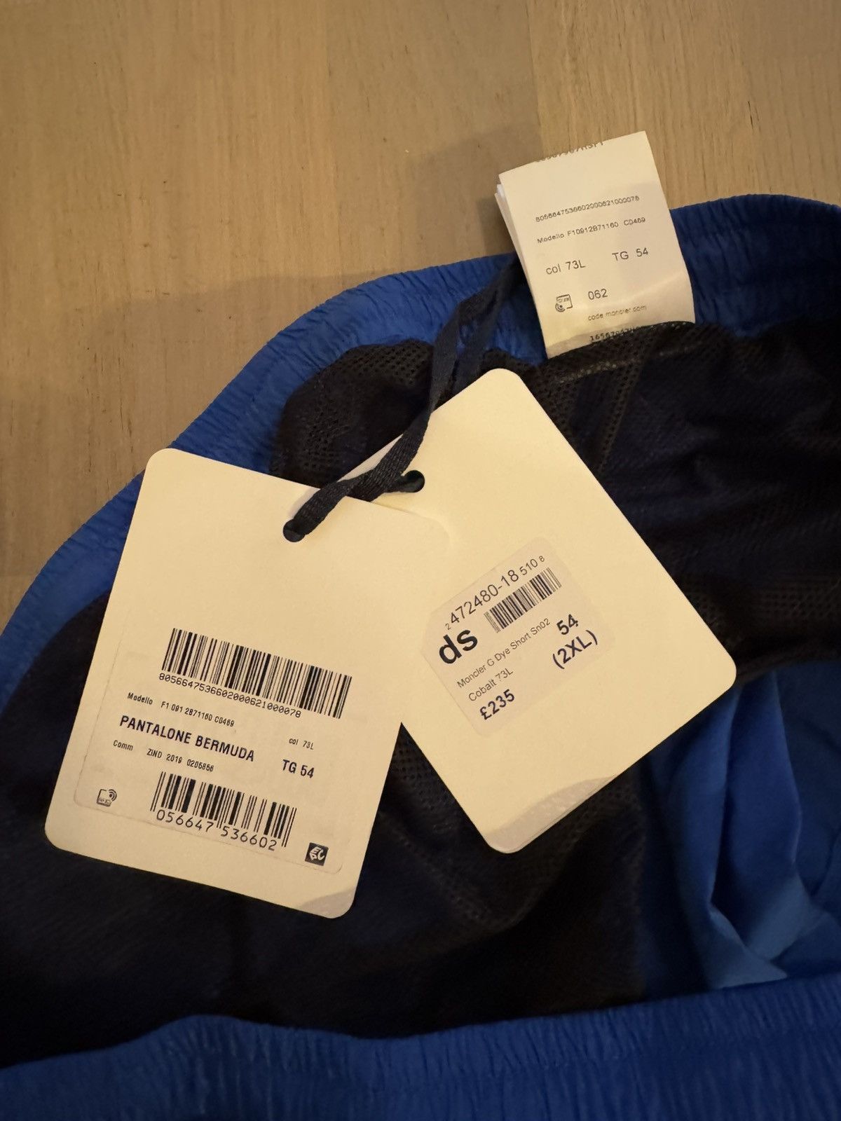 Moncler MONCLER SHORTS marked size 54 SEE REAL MEASUREMENTS IN PHOTO Size US 36 / EU 52 - 17 Thumbnail