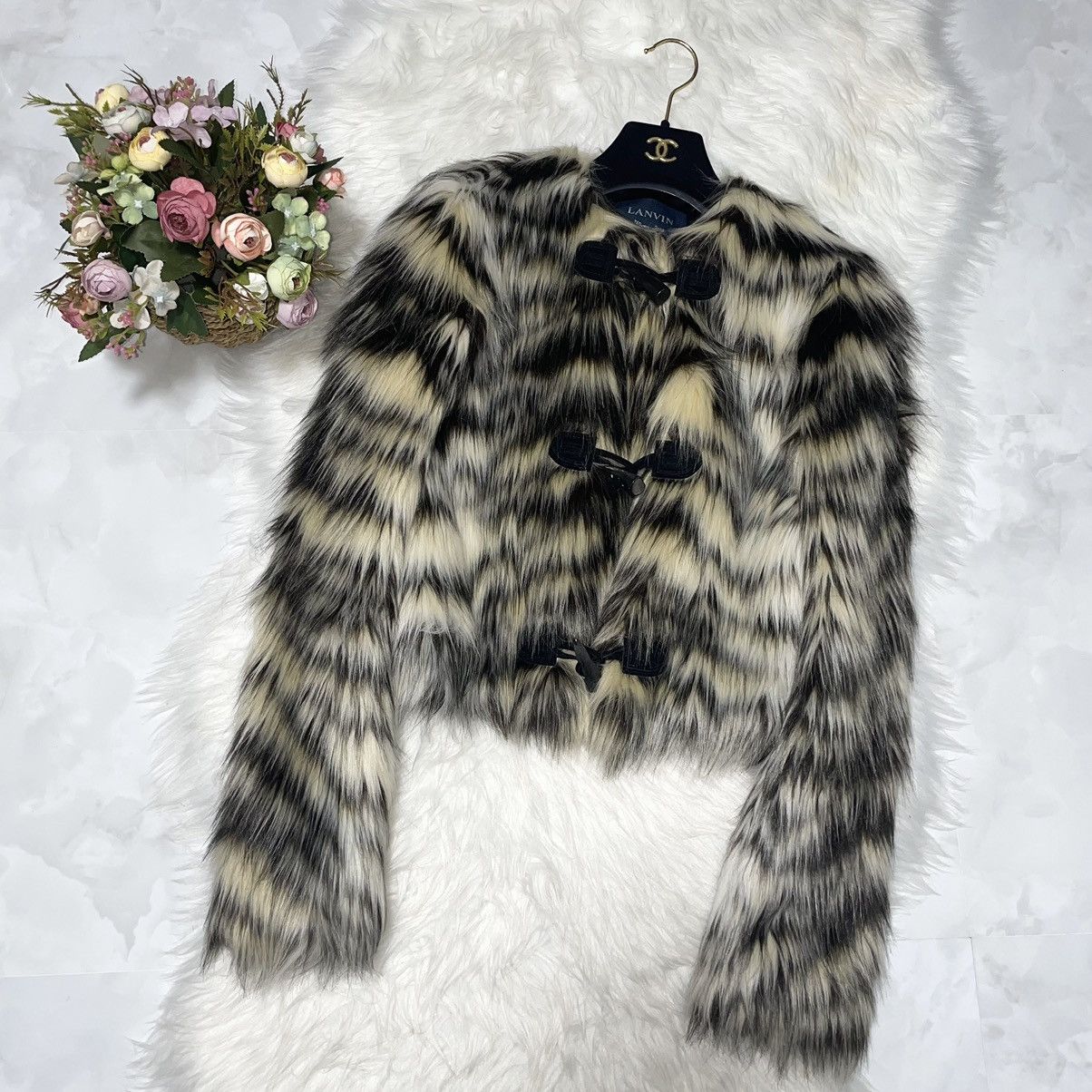 Lanvin Genuine Lanvin toggle button short fur jacket 34 LANVIN Size XS / US 0-2 / IT 36-38 - 5 Thumbnail