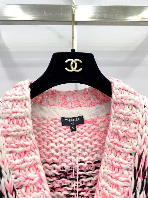 Chanel Chanel Pink Knit Women's Jacket . Size M / US 6-8 / IT 42-44 - 2 Thumbnail