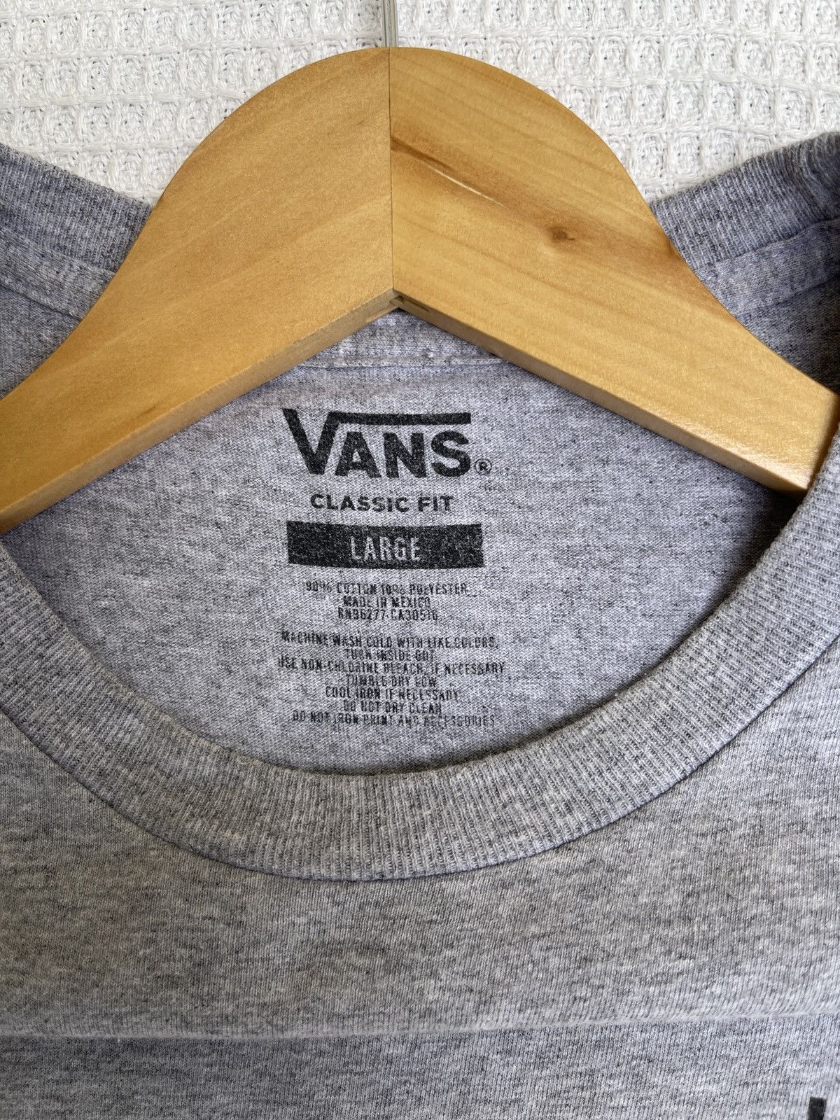 Vans Last Drop🔥Rarest🔥Vans Crescent Grey ERD SKATE TEE Size US L / EU 52-54 / 3 - 8 Thumbnail