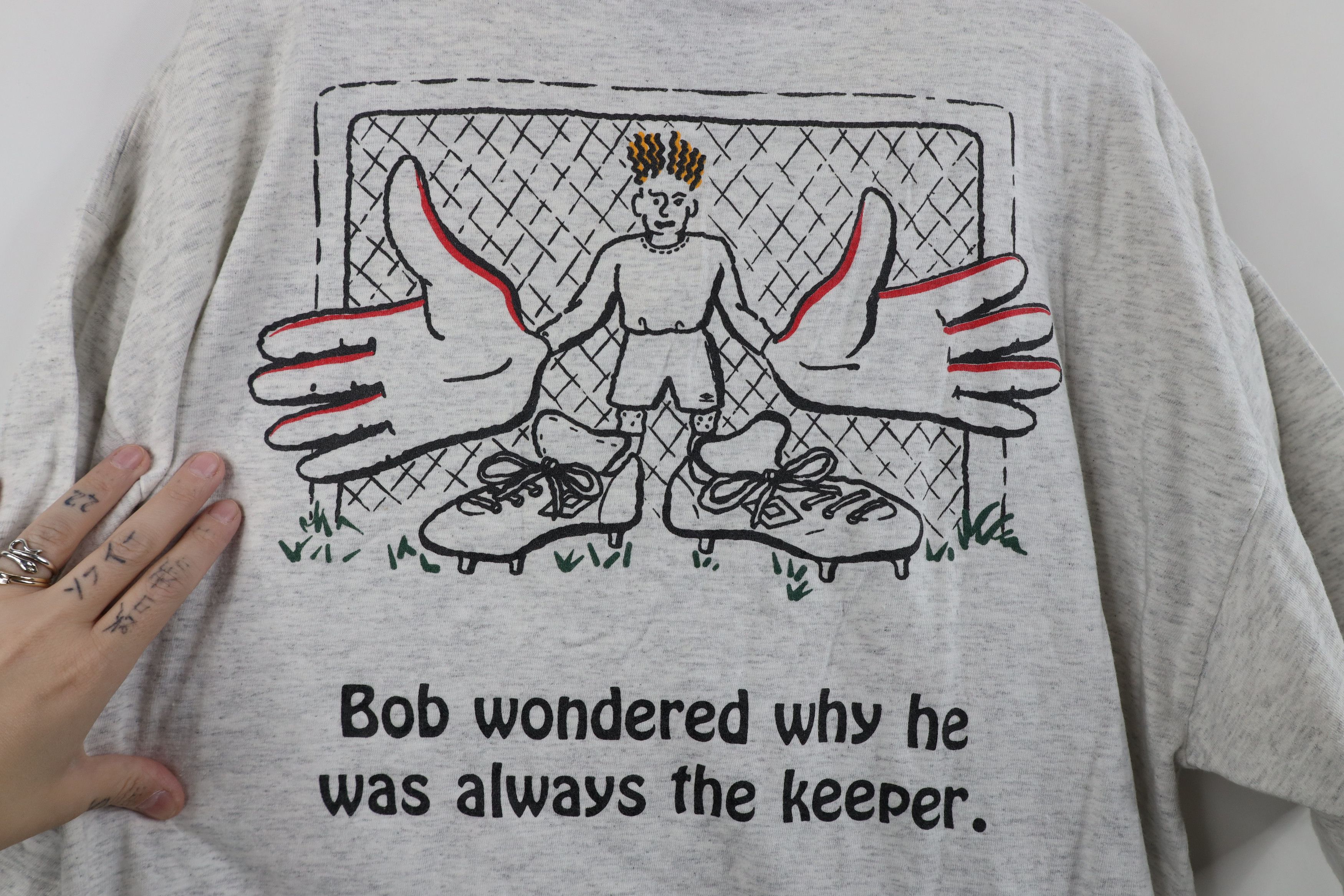 Umbro Vintage 90s Umbro Futbol Goalkeeper Goalie Big Hands T-Shirt Size US XL / EU 56 / 4 - 11 Thumbnail