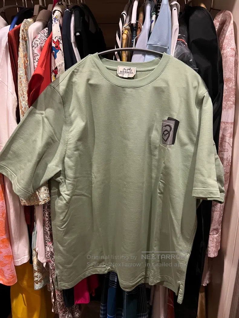 Hermes Hermes Men's Casual Etriers décalés Printed Cotton Crewnec Size US L / EU 52-54 / 3 - 1 Thumbnail