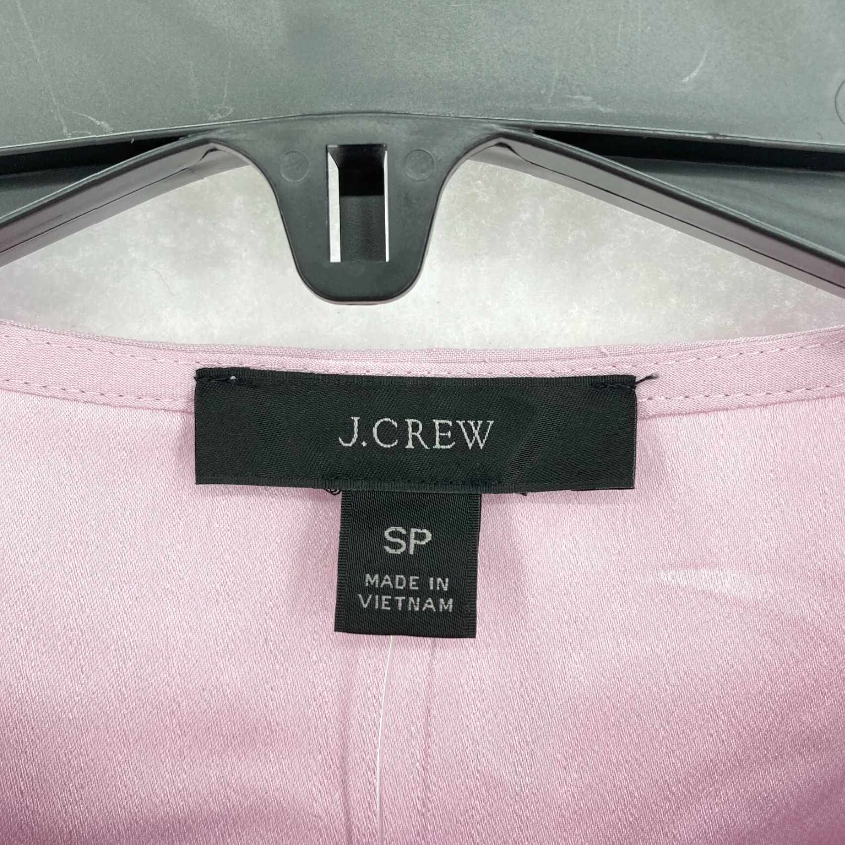 J.Crew J.Crew Puff Sleeve Satin Back Crepe Top Women's SP Petite Pink Keyhole Neckline Shirt Size S / US 4 / IT 40 - 5 Thumbnail