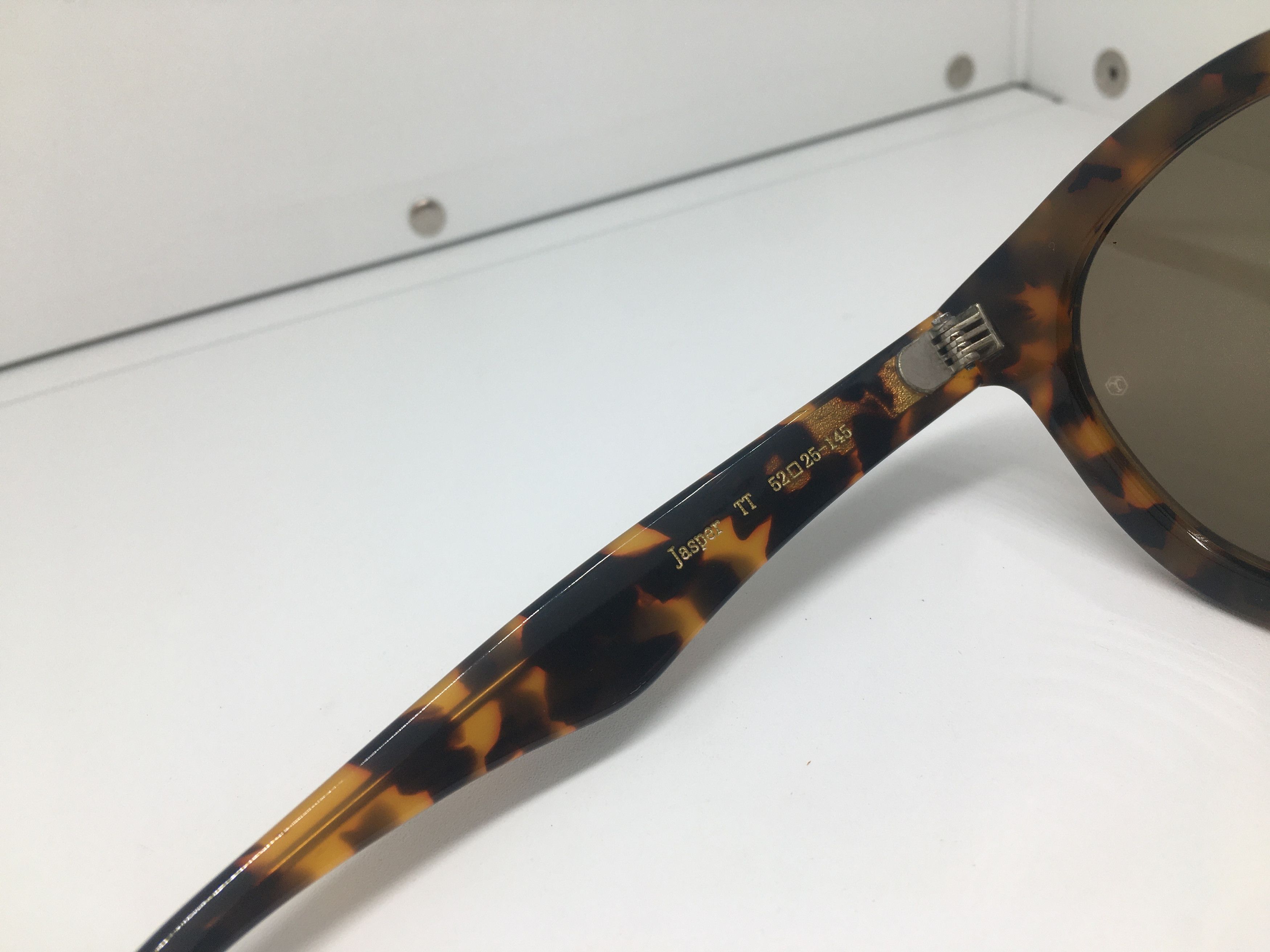 Other Monkey Spanner Jasper Tortoise Oversize Sunglasses Frame Size ONE SIZE - 6 Thumbnail