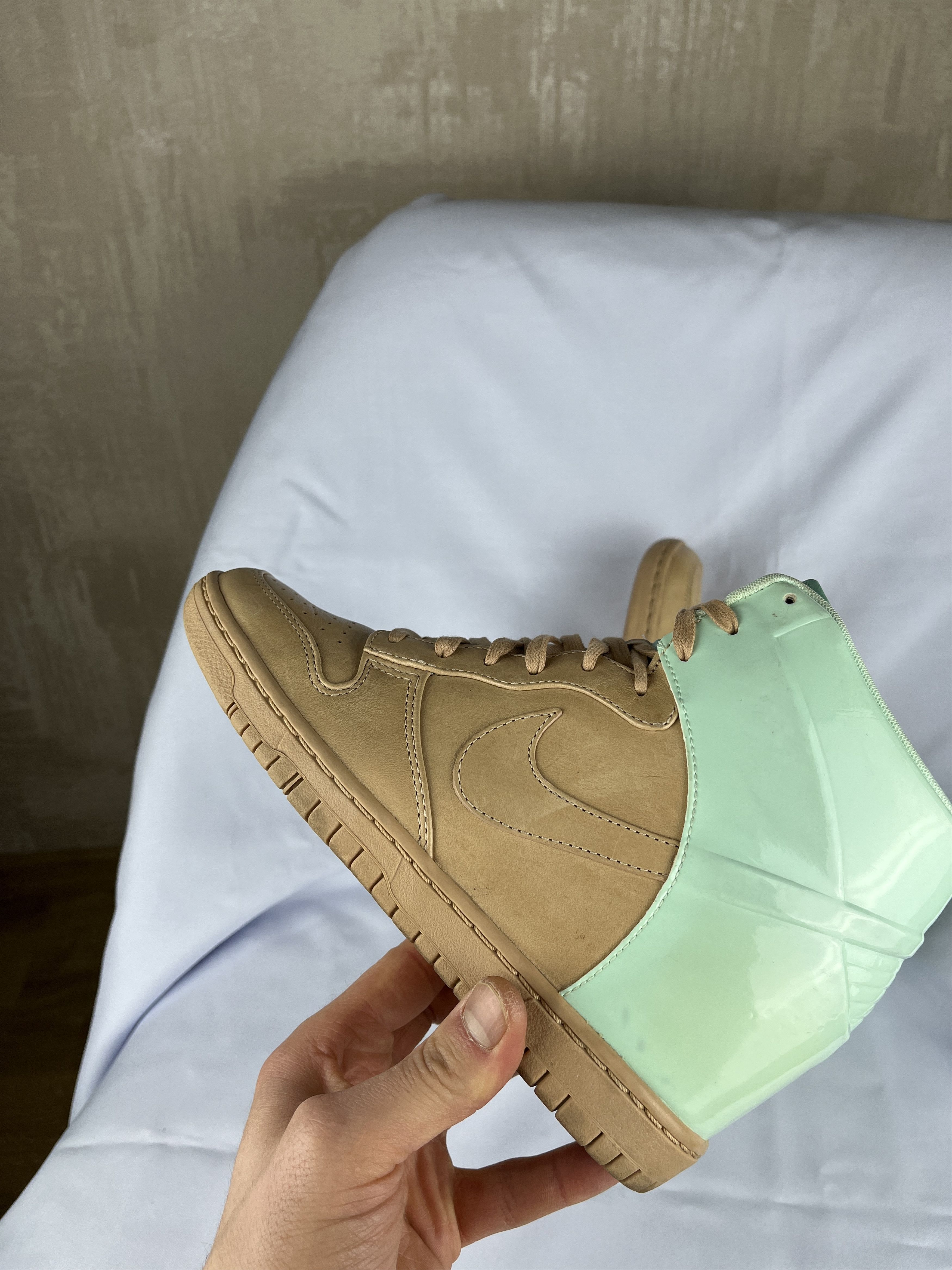 Nike Nike Dunk Sky High VT QS 'Vachetta Tan Arctic Green' Shoes Size US 6.5 / IT 36.5 - 11 Thumbnail
