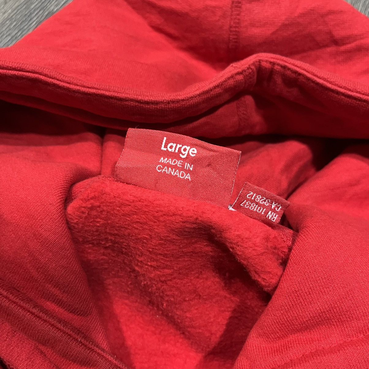 Supreme Supreme FW/16 Embroidered Hoodie Red on Red Size US L / EU 52-54 / 3 - 8 Thumbnail