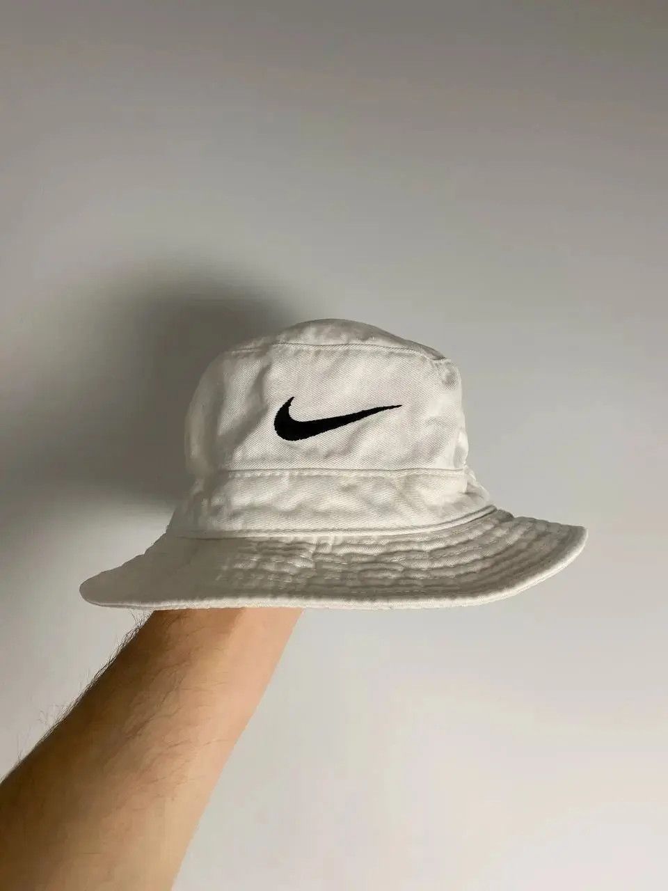 Nike NIKE VINTAGE 90s SWOOSH BUCKET HAT Size ONE SIZE - 2 Thumbnail