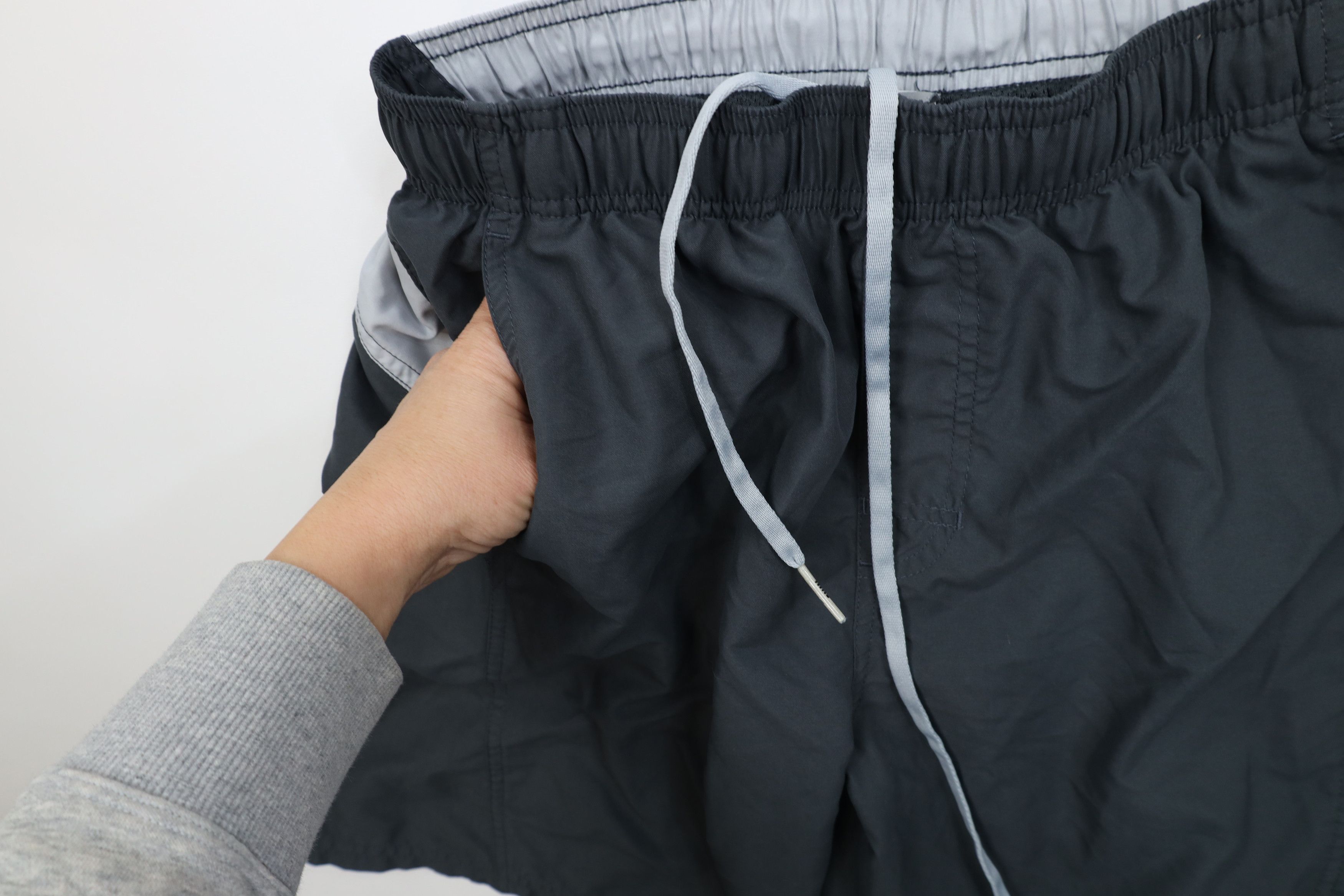 Nike Vintage Y2K Nike Scott Mini Swoosh Lined Shorts Swim Trunks Size US 32 / EU 48 - 6 Thumbnail