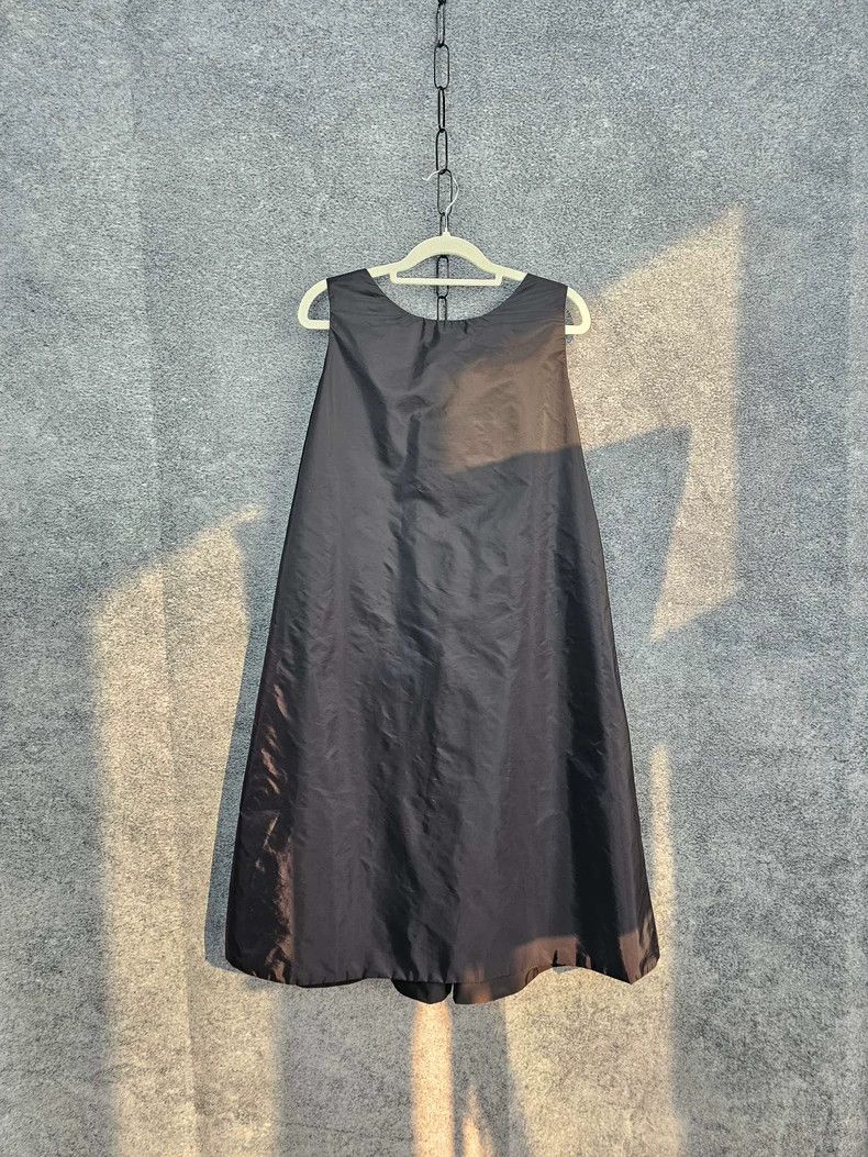 Prada PradaNew dress 2503-Nextarrow Size XS / US 0-2 / IT 36-38 - 2 Thumbnail
